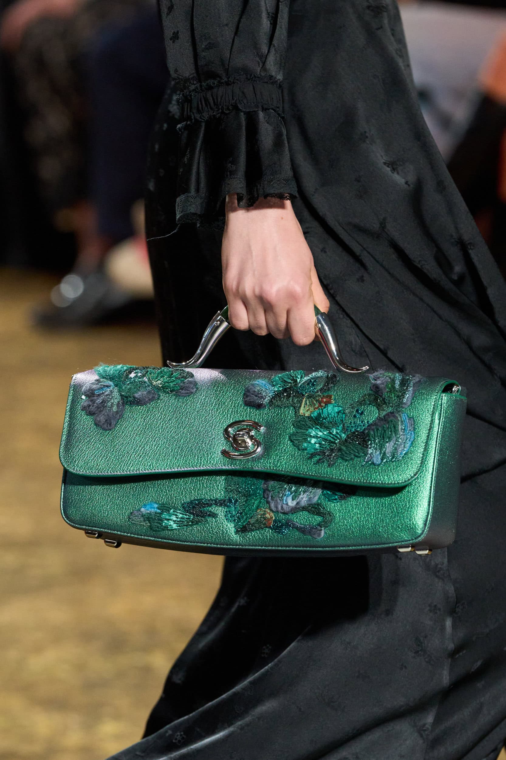 Shiatzy Chen Fall 2026 Fashion Show Details