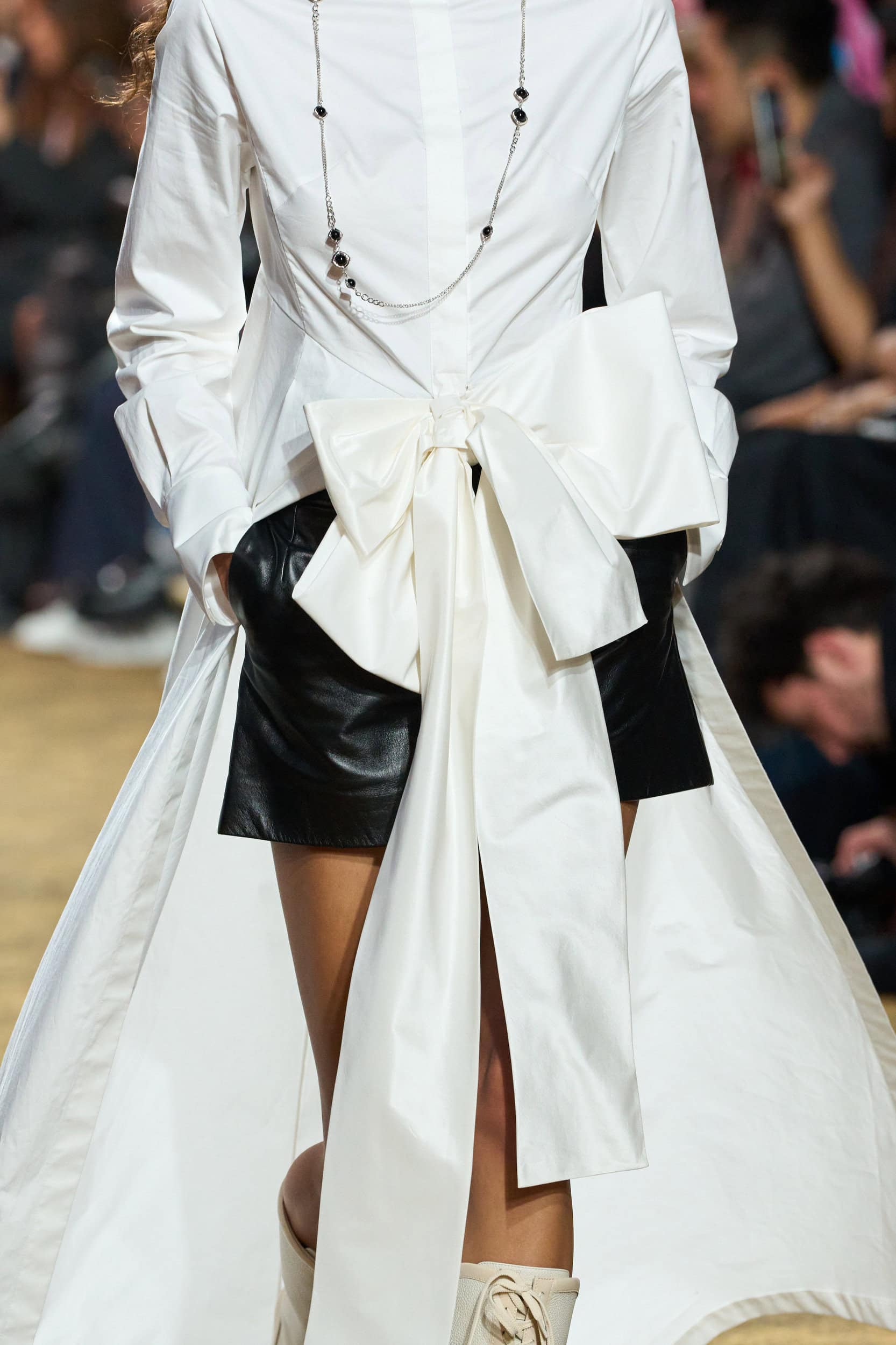 Shiatzy Chen Fall 2026 Fashion Show Details