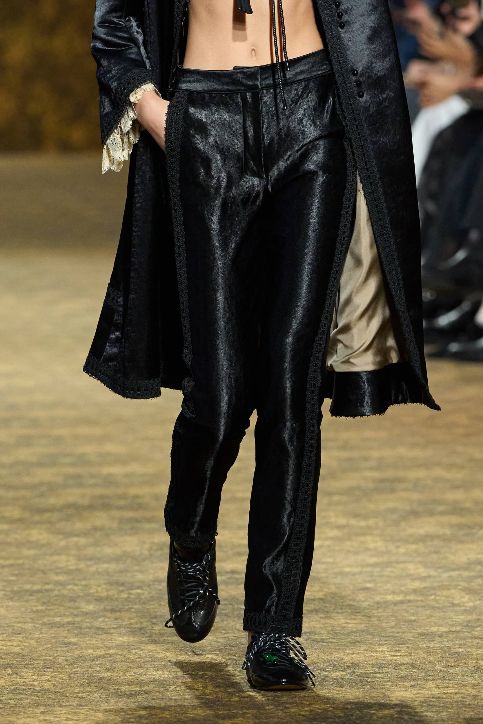 Shiatzy Chen Fall 2026 Fashion Show Details