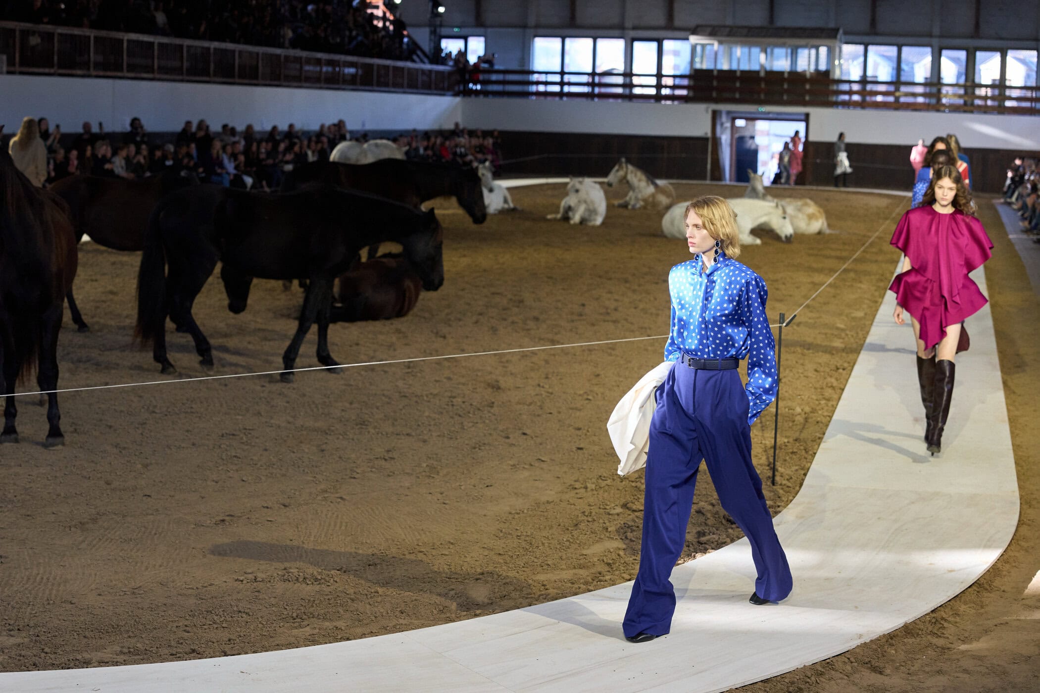Stella Mccartney Fall 2026 Fashion Show Atmosphere