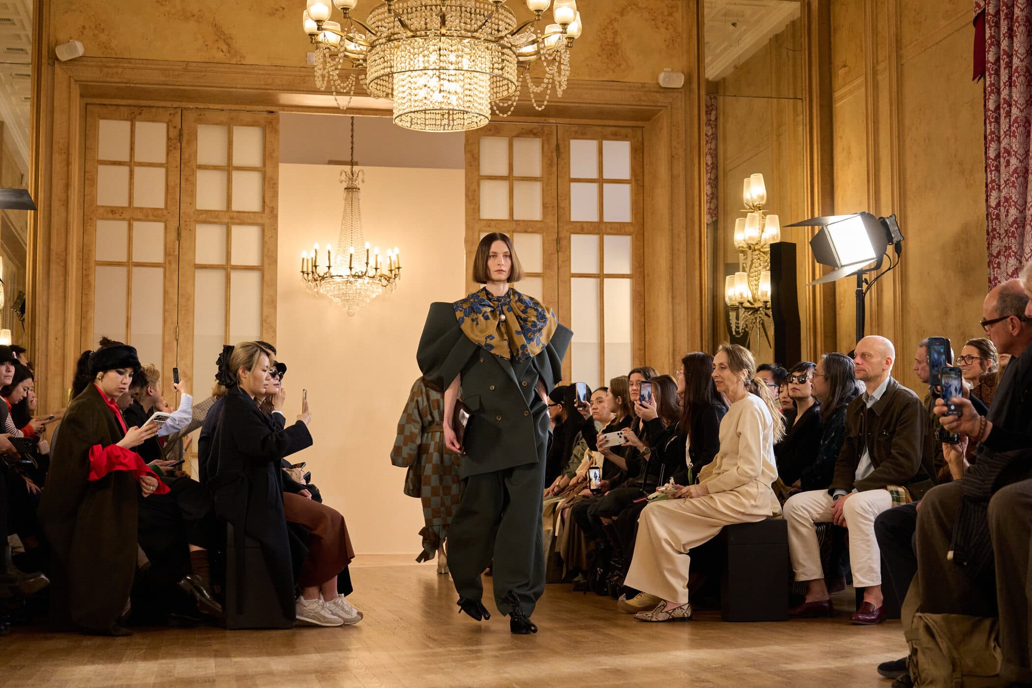 Uma Wang Fall 2026 Fashion Show Atmosphere