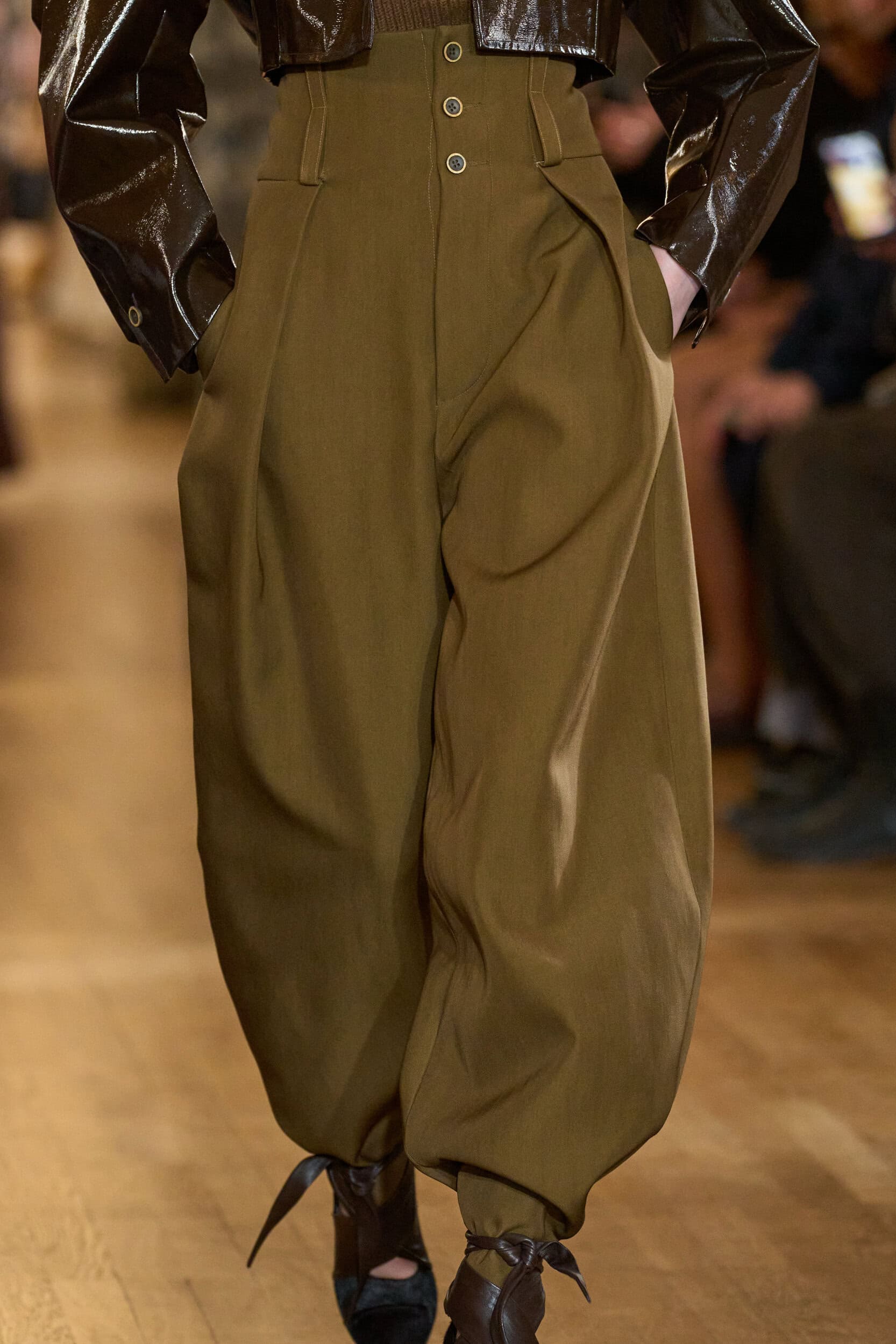 Uma Wang Fall 2026 Fashion Show Details