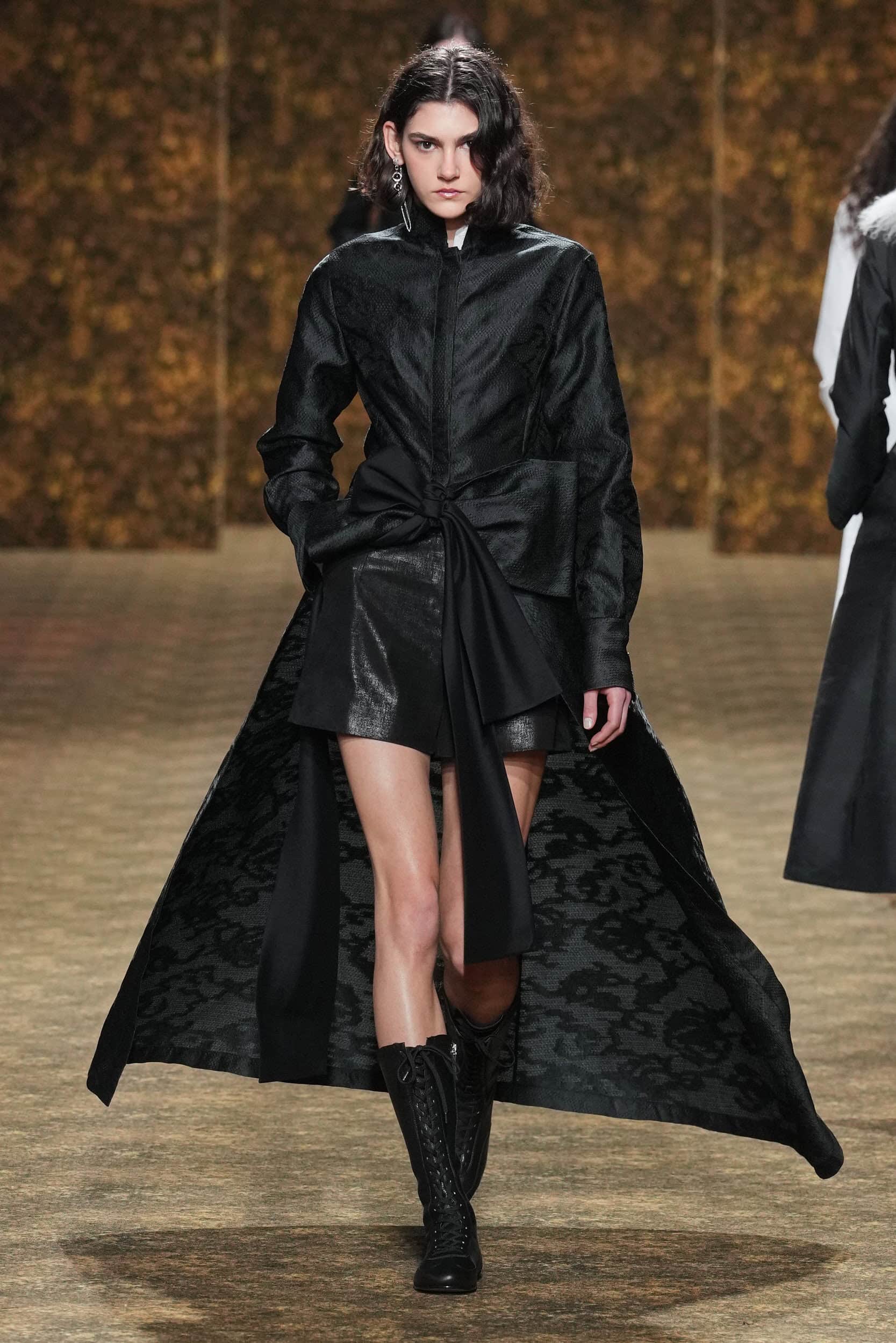 Shiatzy Chen Fall 2026 Fashion Show