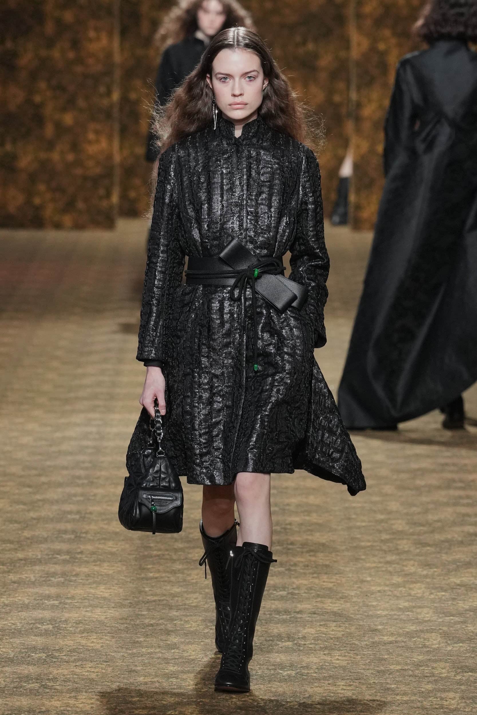 Shiatzy Chen Fall 2026 Fashion Show