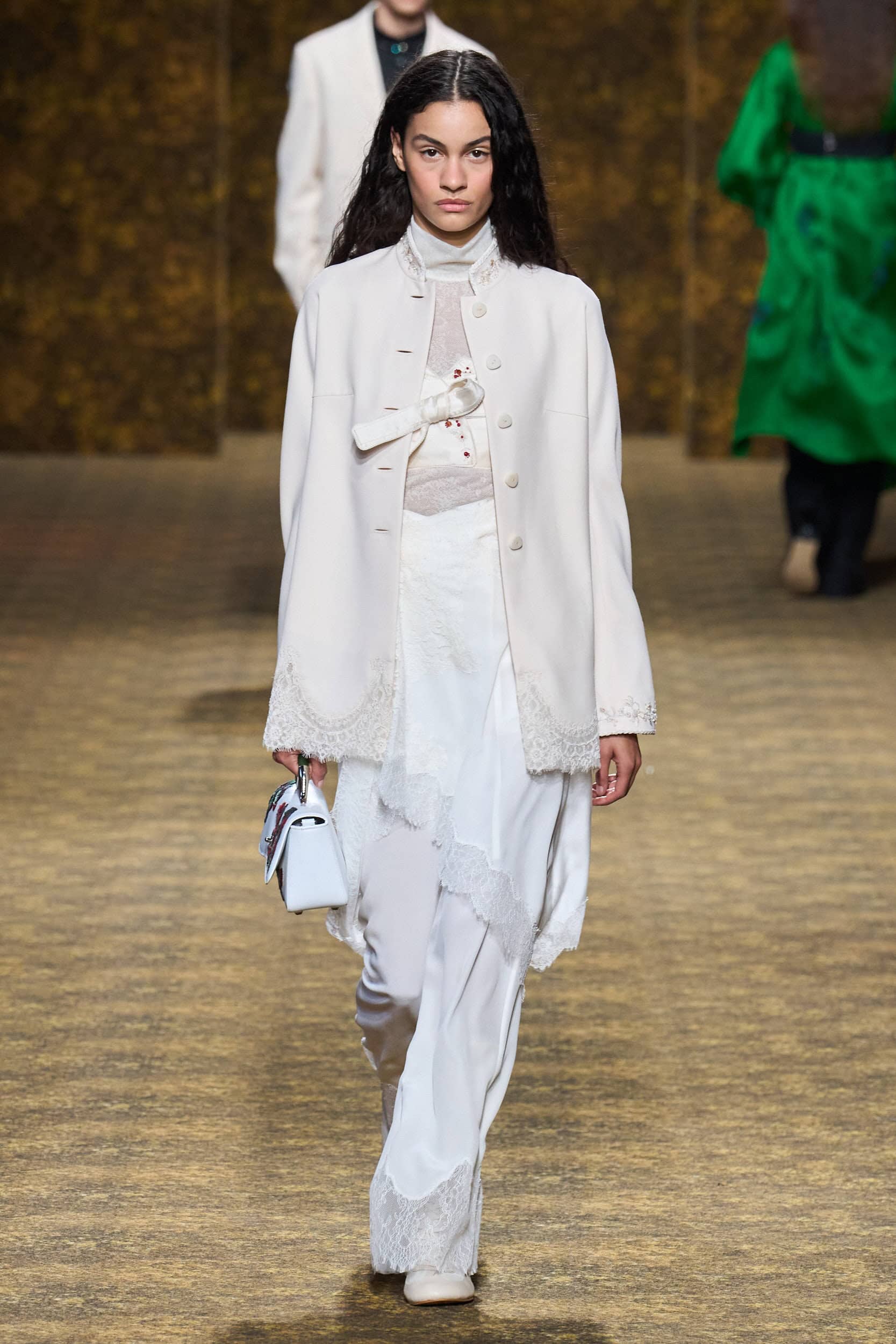 Shiatzy Chen Fall 2026 Fashion Show