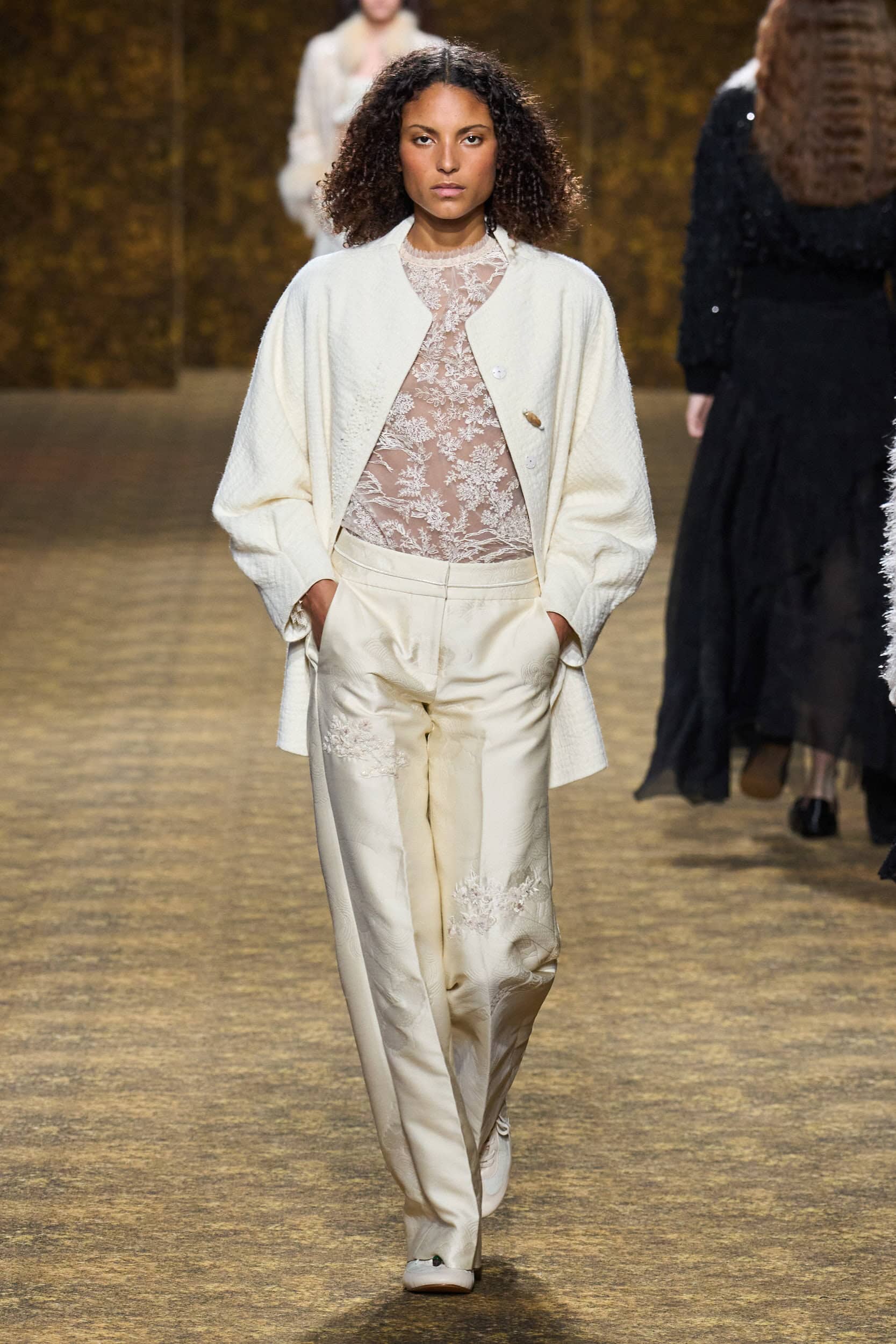 Shiatzy Chen Fall 2026 Fashion Show