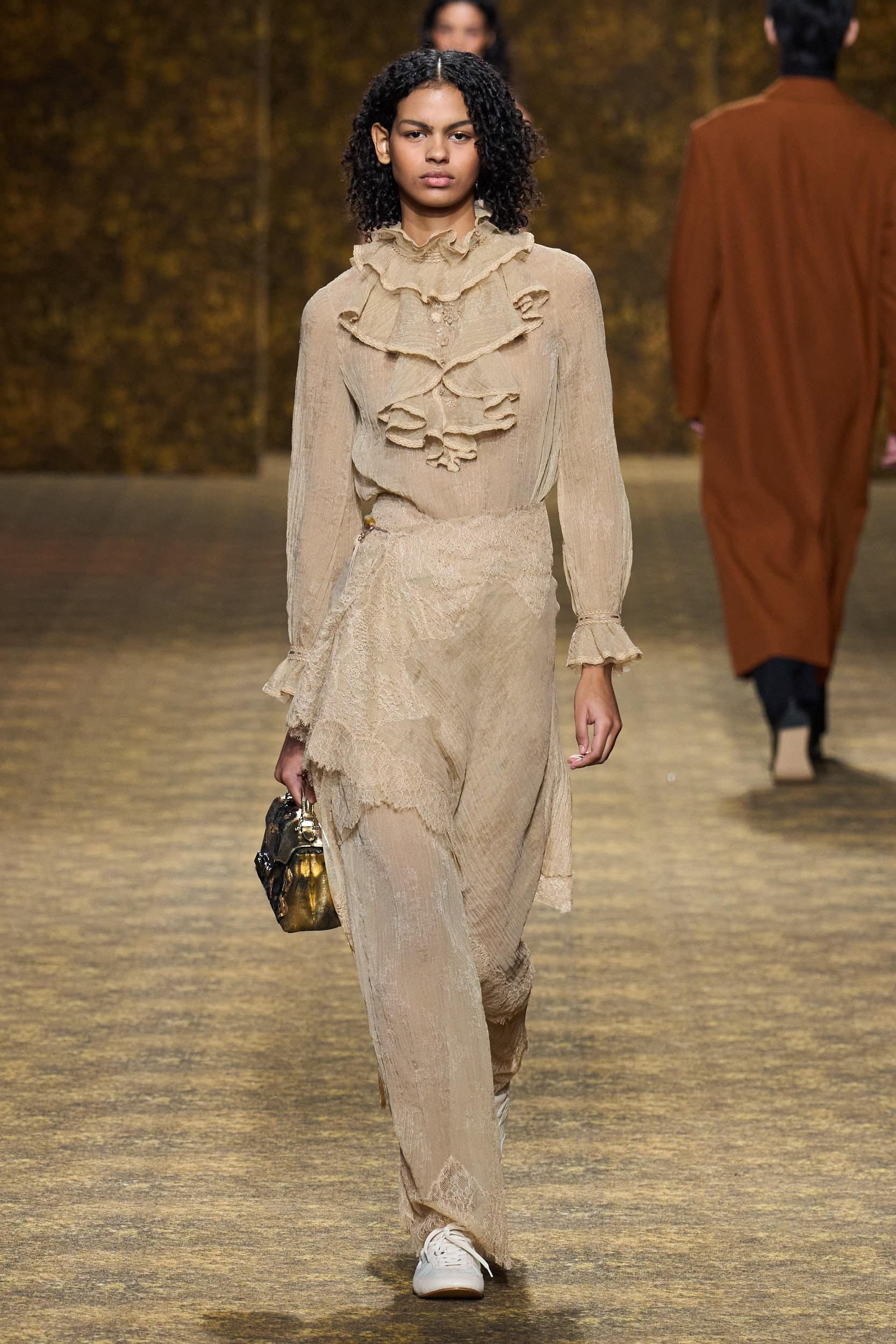 Shiatzy Chen Fall 2026 Fashion Show