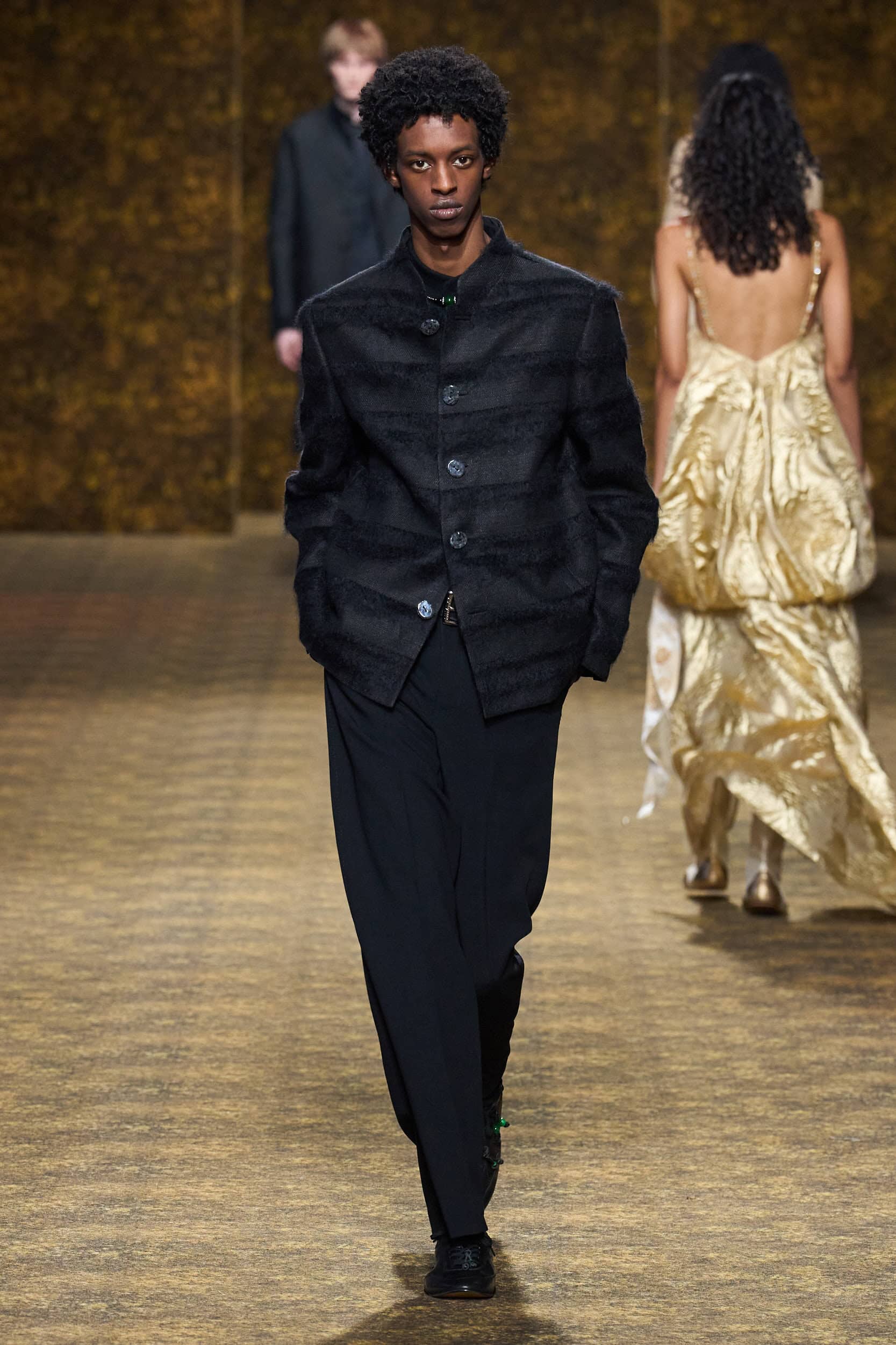 Shiatzy Chen Fall 2026 Fashion Show