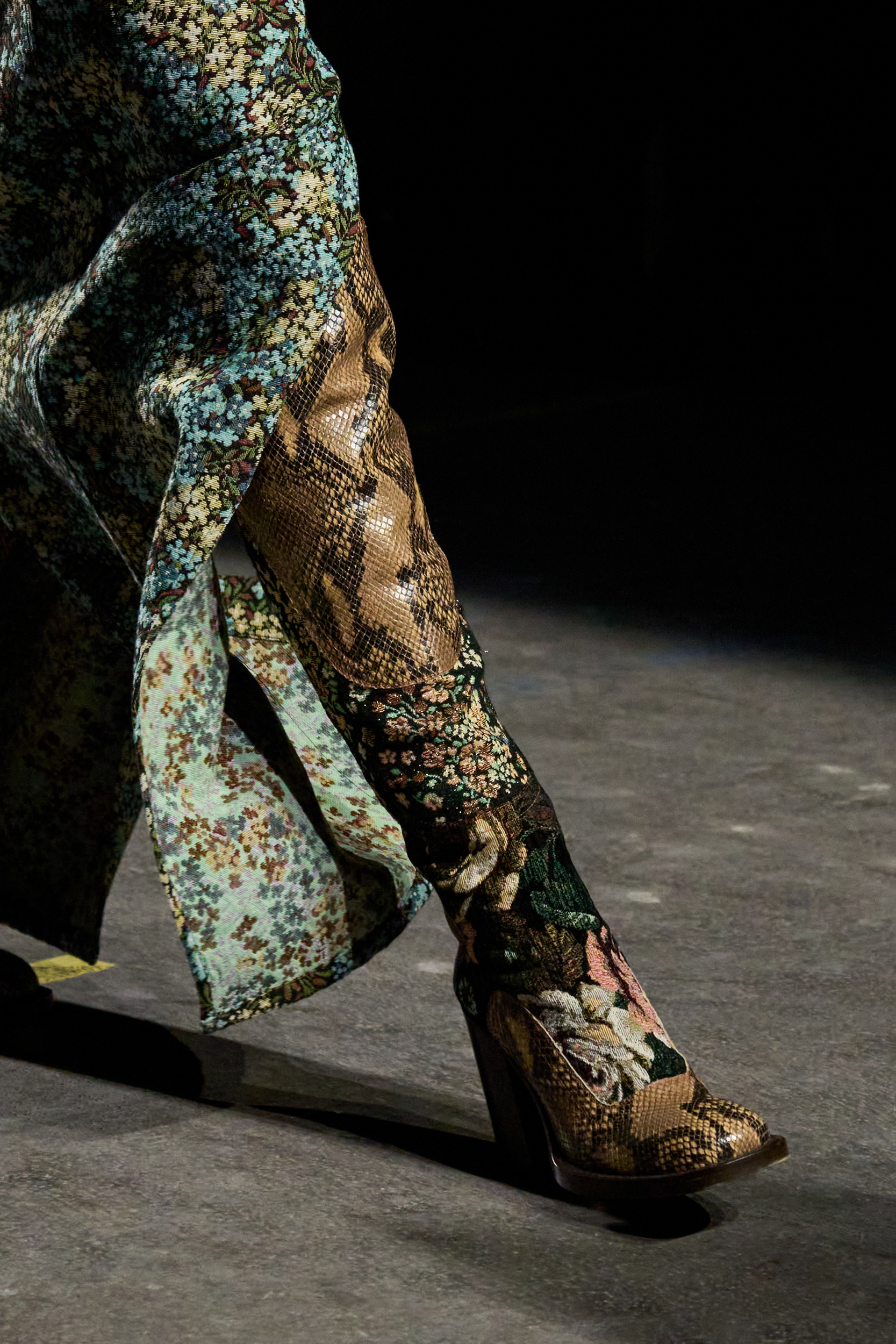 Dries Van Noten Fall 2026 Fashion Show Details