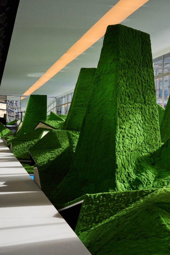 Louis Vuitton Fall 2026 Fashion Show Atmosphere