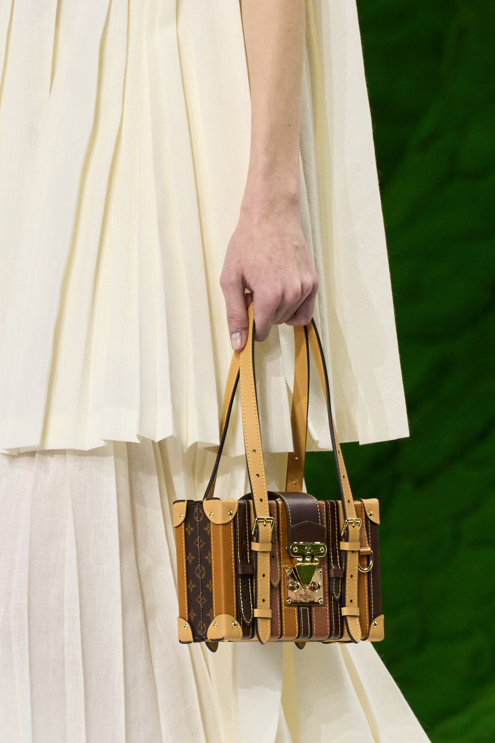 Louis Vuitton Fall 2026 Fashion Show Details
