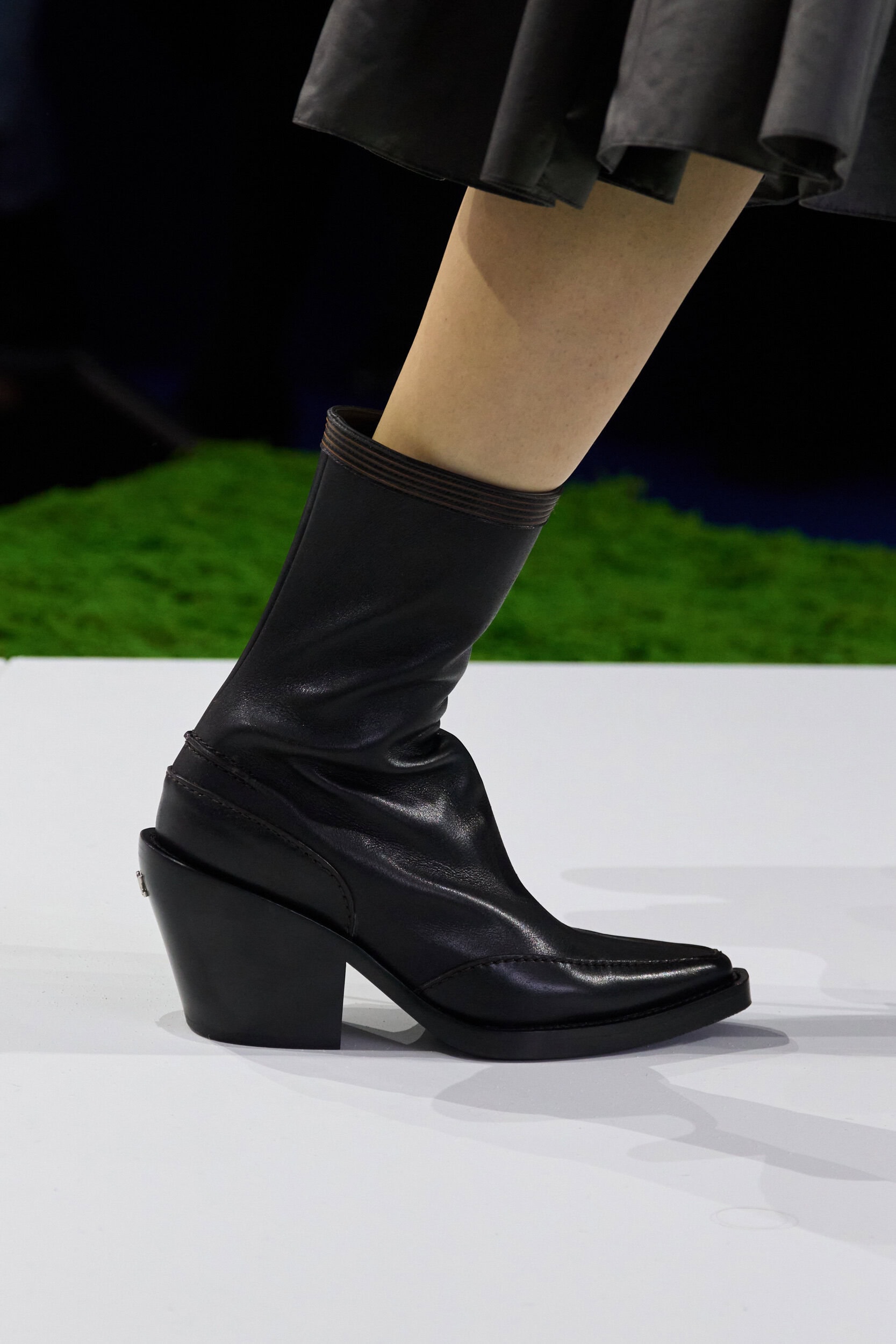 Louis Vuitton Fall 2026 Fashion Show Details