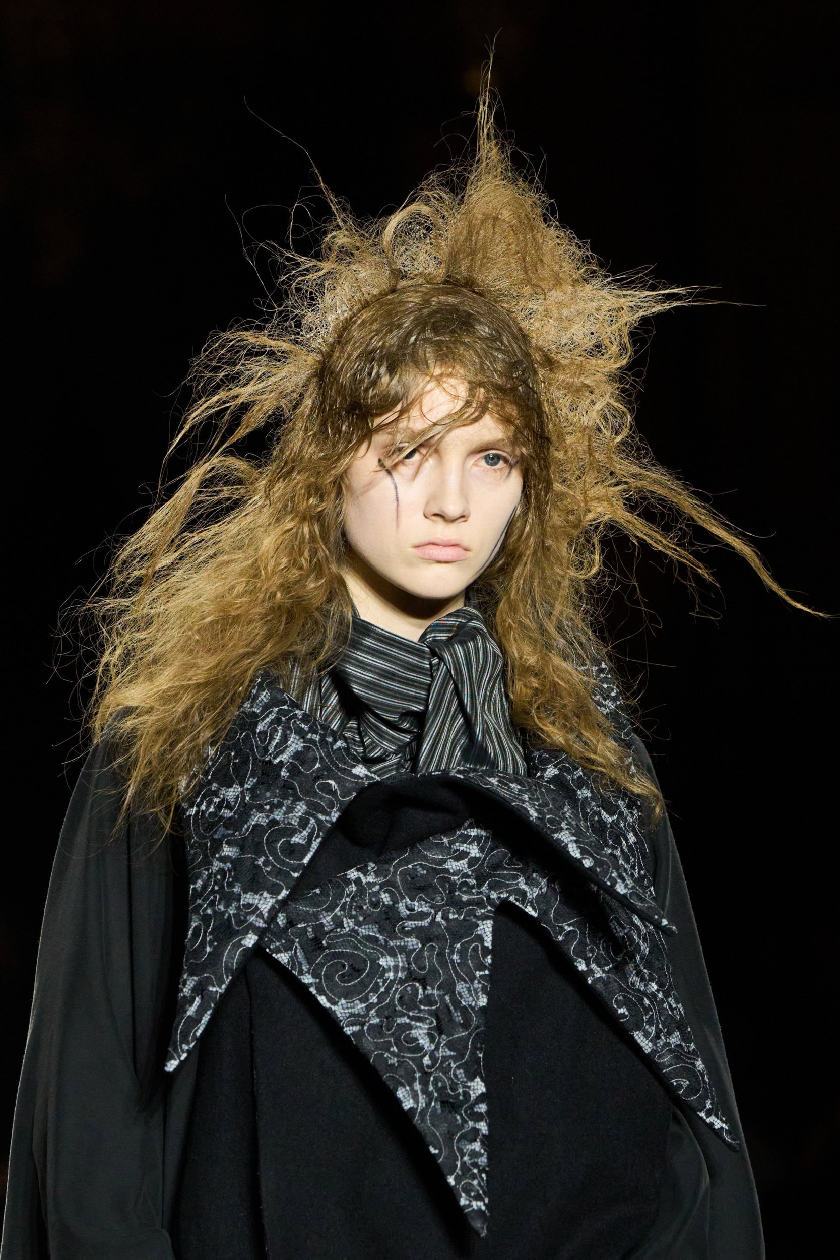 Yohji Yamamoto Fall 2026 Fashion Show Details