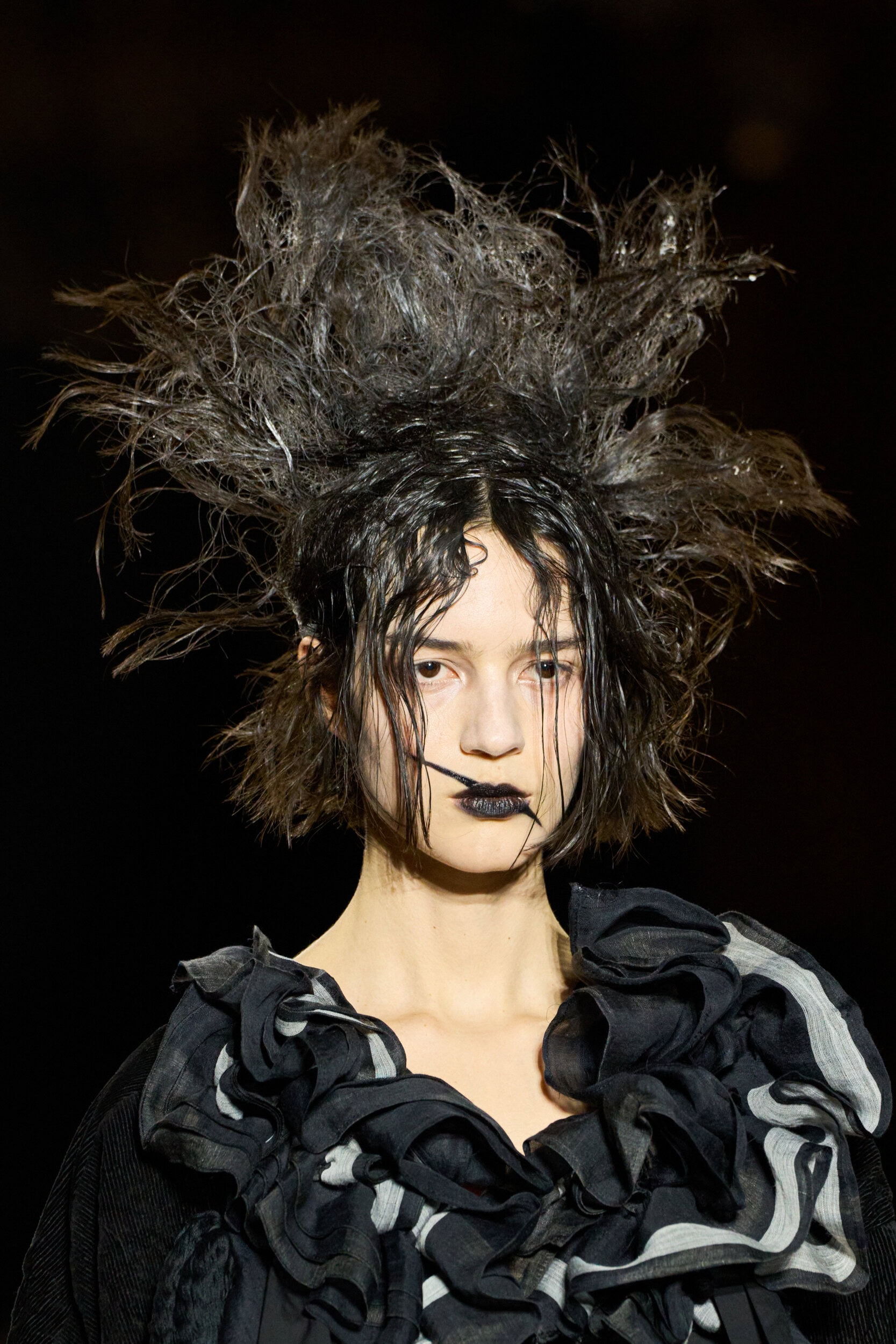 Yohji Yamamoto Fall 2026 Fashion Show Details