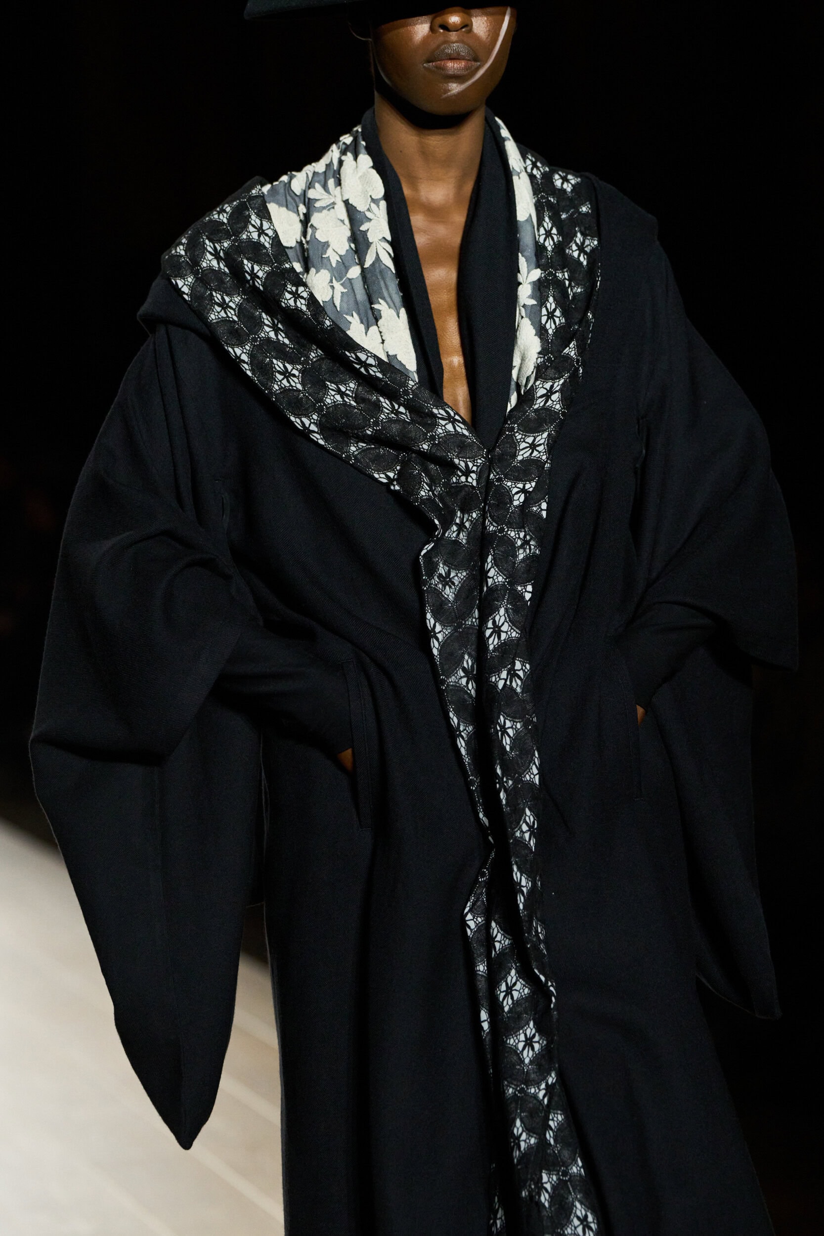 Yohji Yamamoto Fall 2026 Fashion Show Details