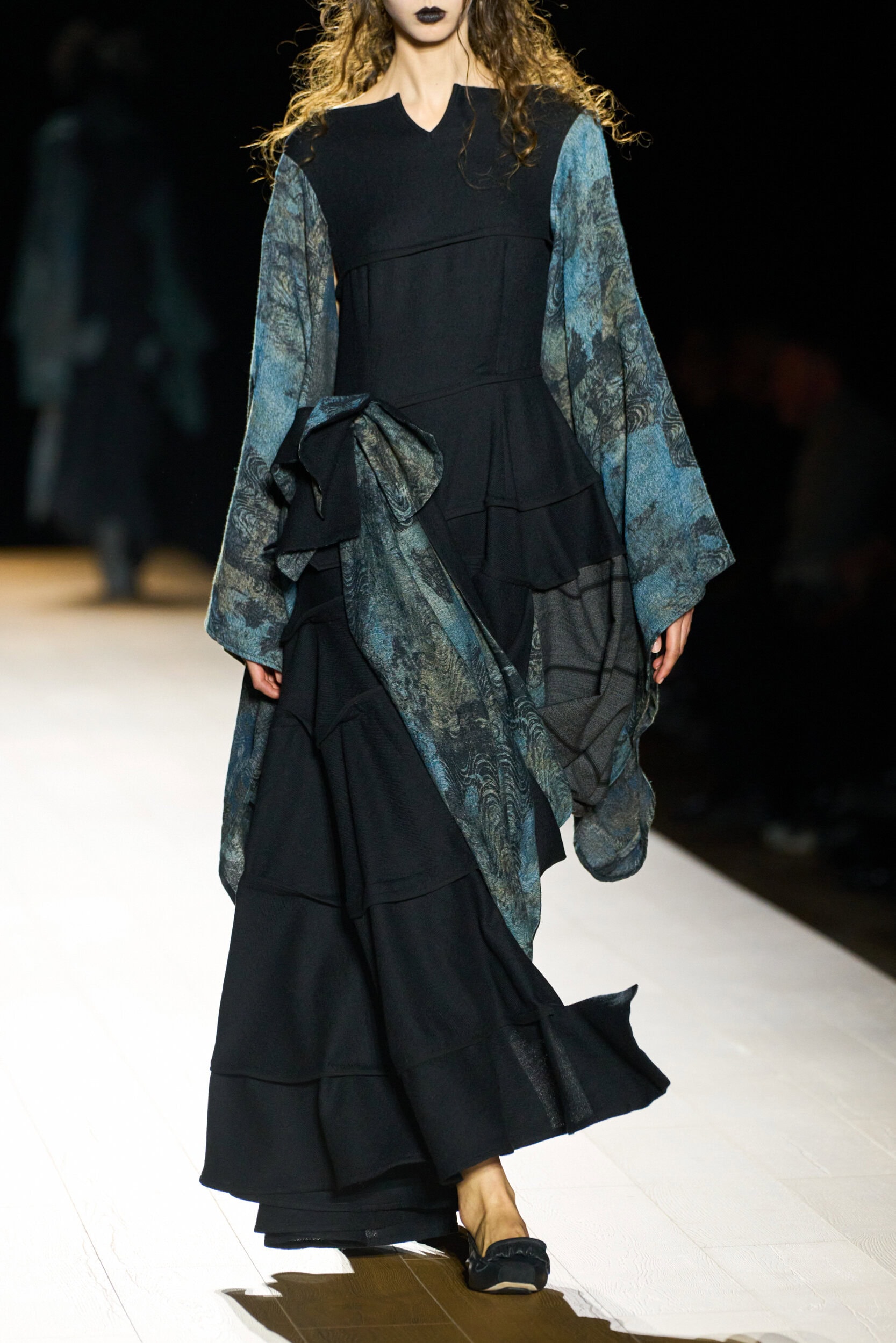 Yohji Yamamoto Fall 2026 Fashion Show Details