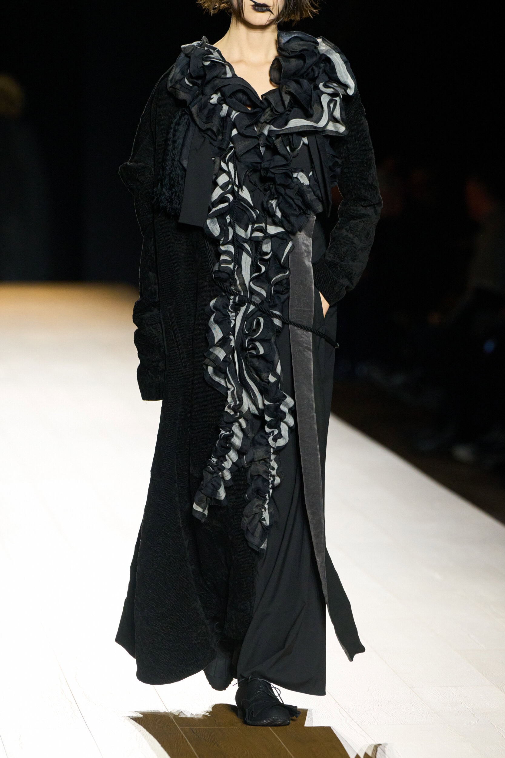 Yohji Yamamoto Fall 2026 Fashion Show Details