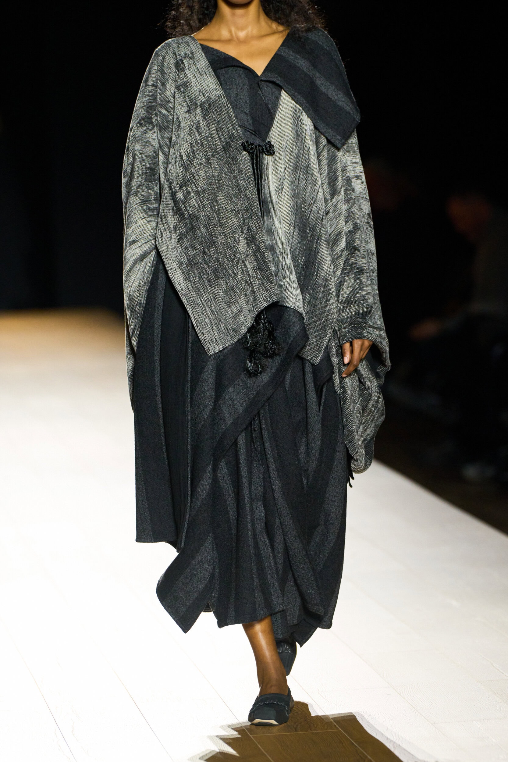 Yohji Yamamoto Fall 2026 Fashion Show Details