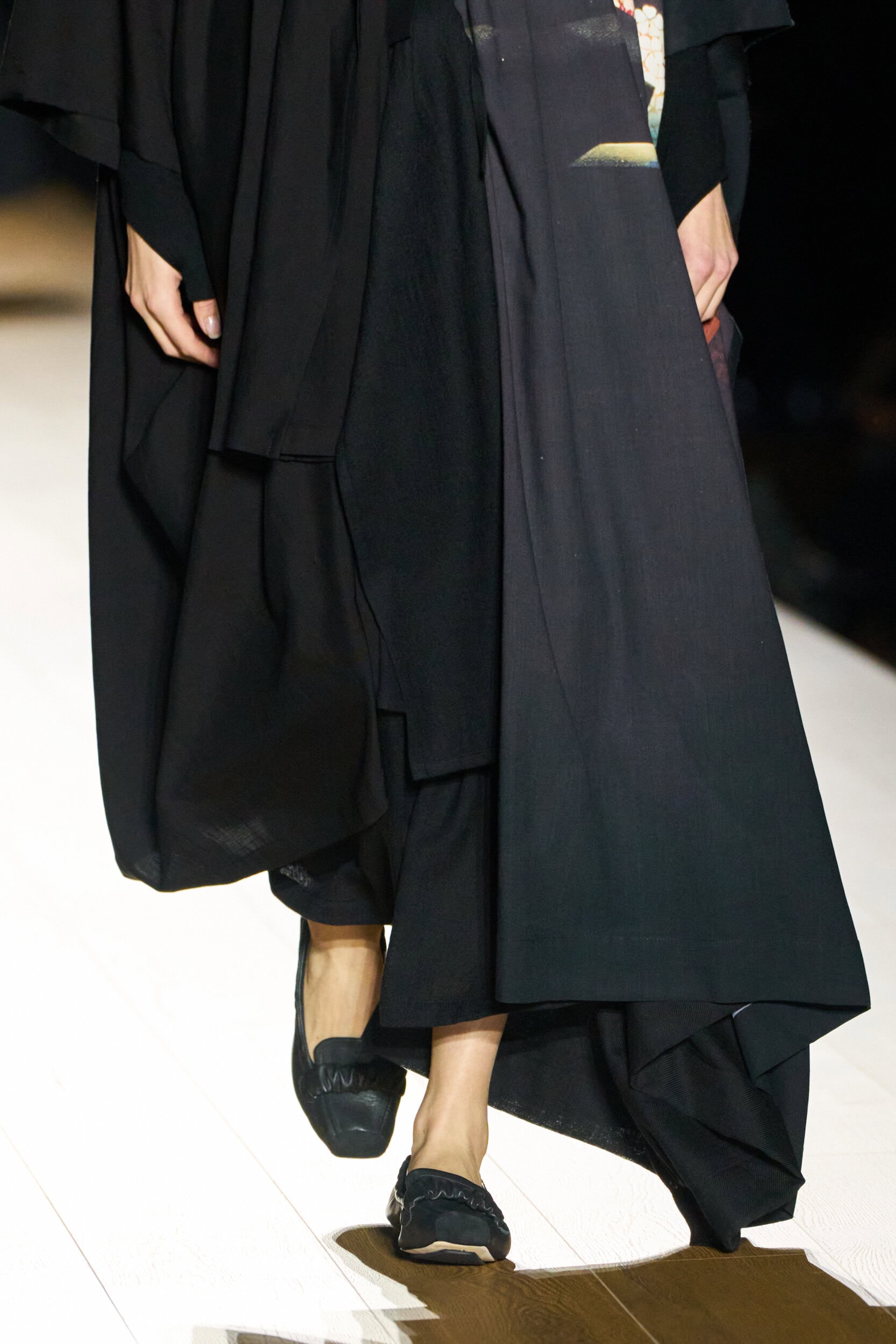 Yohji Yamamoto Fall 2026 Fashion Show Details