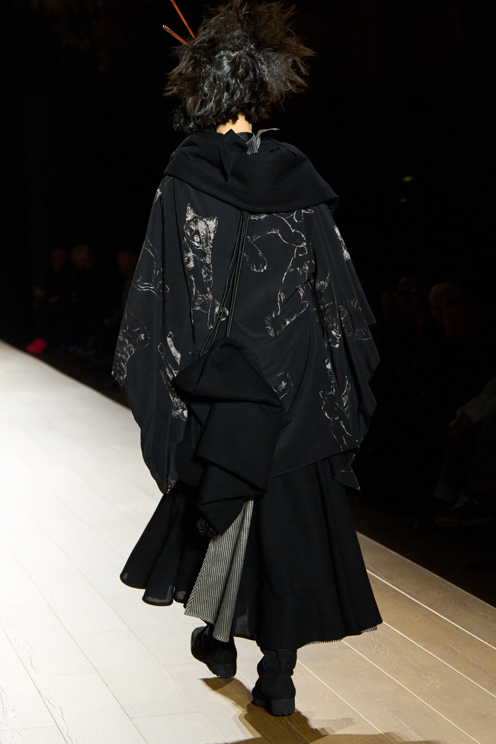 Yohji Yamamoto Fall 2026 Fashion Show Details