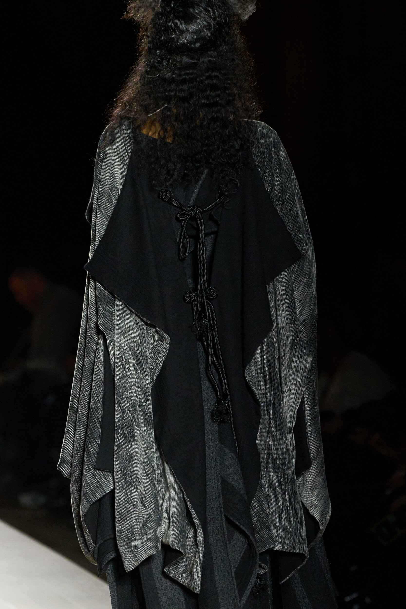 Yohji Yamamoto Fall 2026 Fashion Show Details