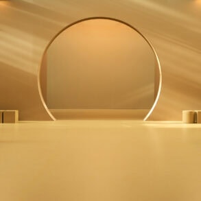 Zimmermann Fall 2026 Fashion Show Atmosphere