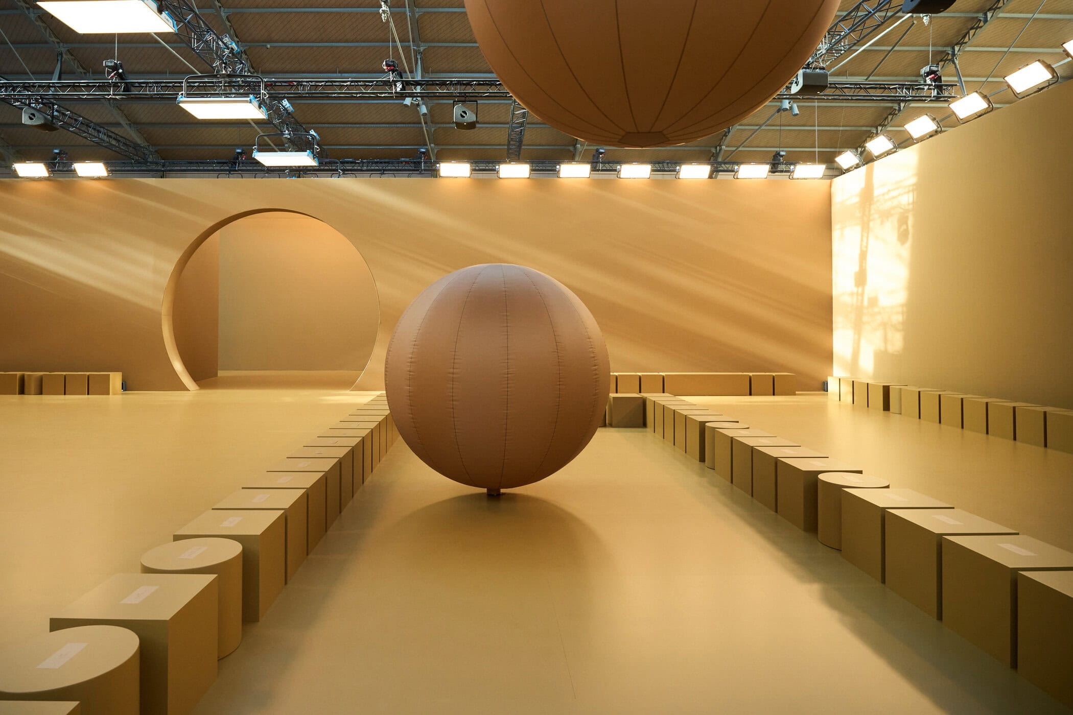 Zimmermann Fall 2026 Fashion Show Atmosphere