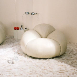 Chloé Unveils Re-Edition of The Tomato Chair