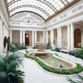 Louis Vuitton to Present Cruise 2027 at The Frick Collection