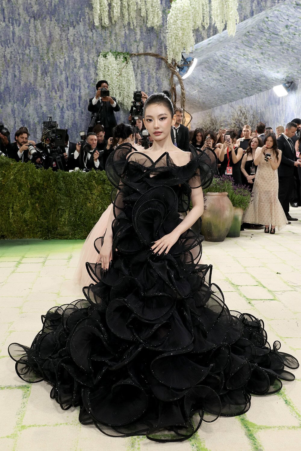 Ningning wears Gucci at The 2026 Met Gala