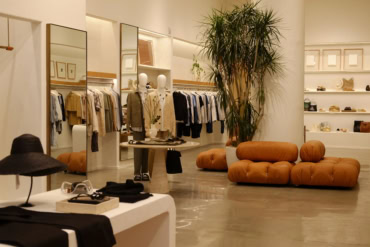 Vince Raises Outlook as Sales Momentum Builds