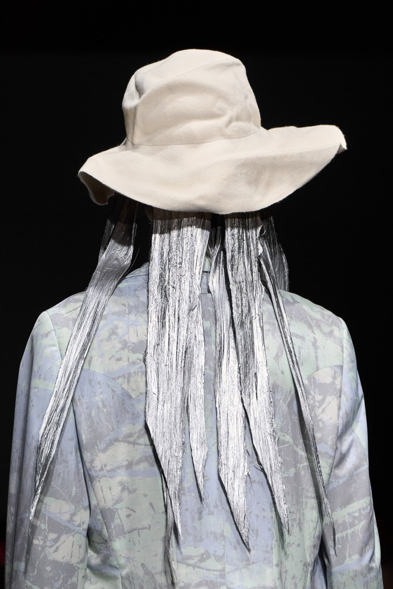 Comme Des Garcons Homme Plus Spring 2027 Men's Fashion Show Details