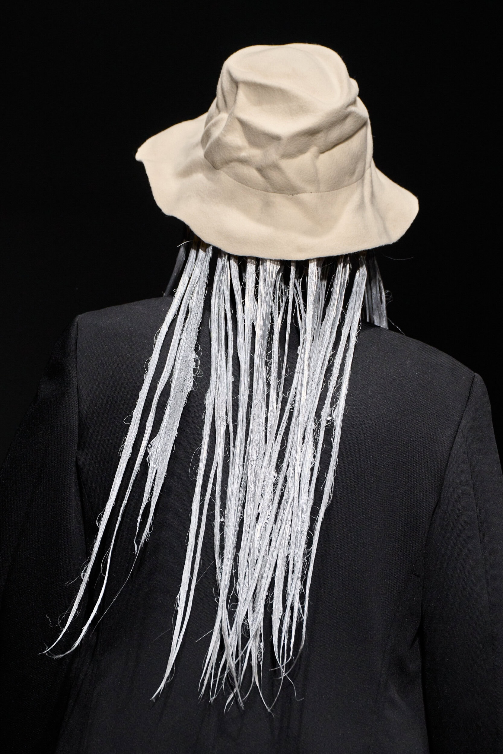 Comme Des Garcons Homme Plus Spring 2027 Men's Fashion Show Details