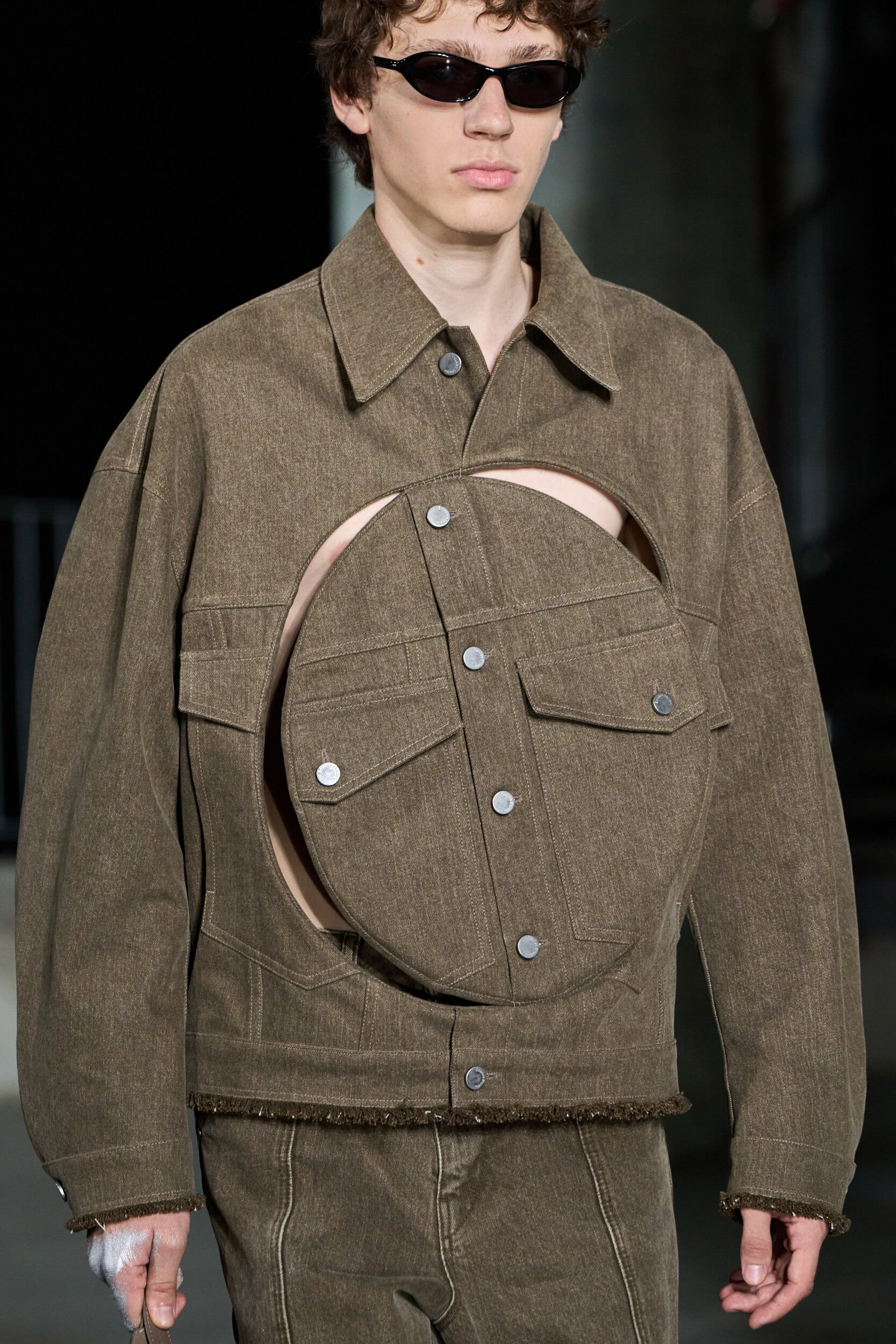 Etudes Spring 2027 Men's Fashion Show Details