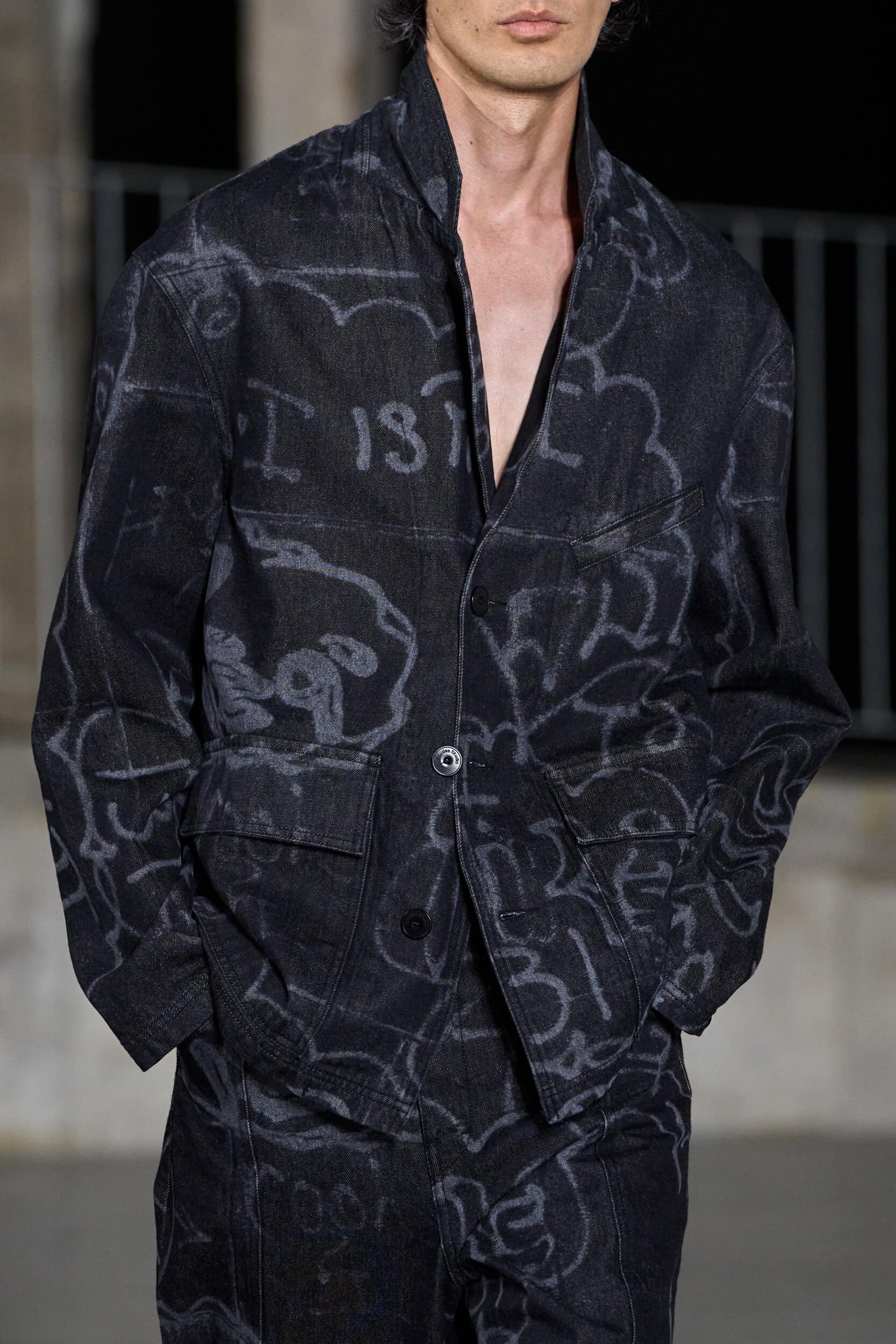 Etudes Spring 2027 Men's Fashion Show Details