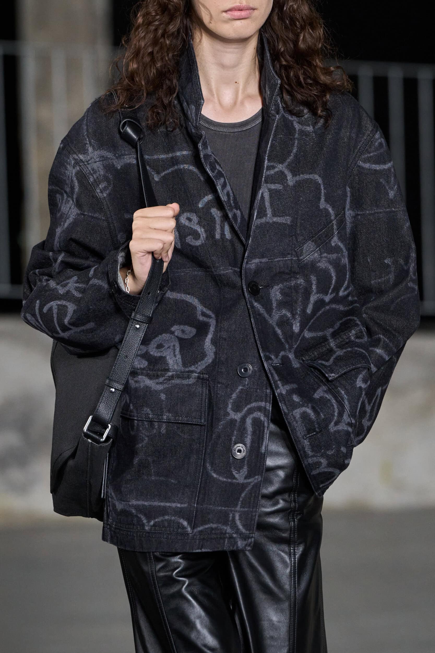 Etudes Spring 2027 Men's Fashion Show Details