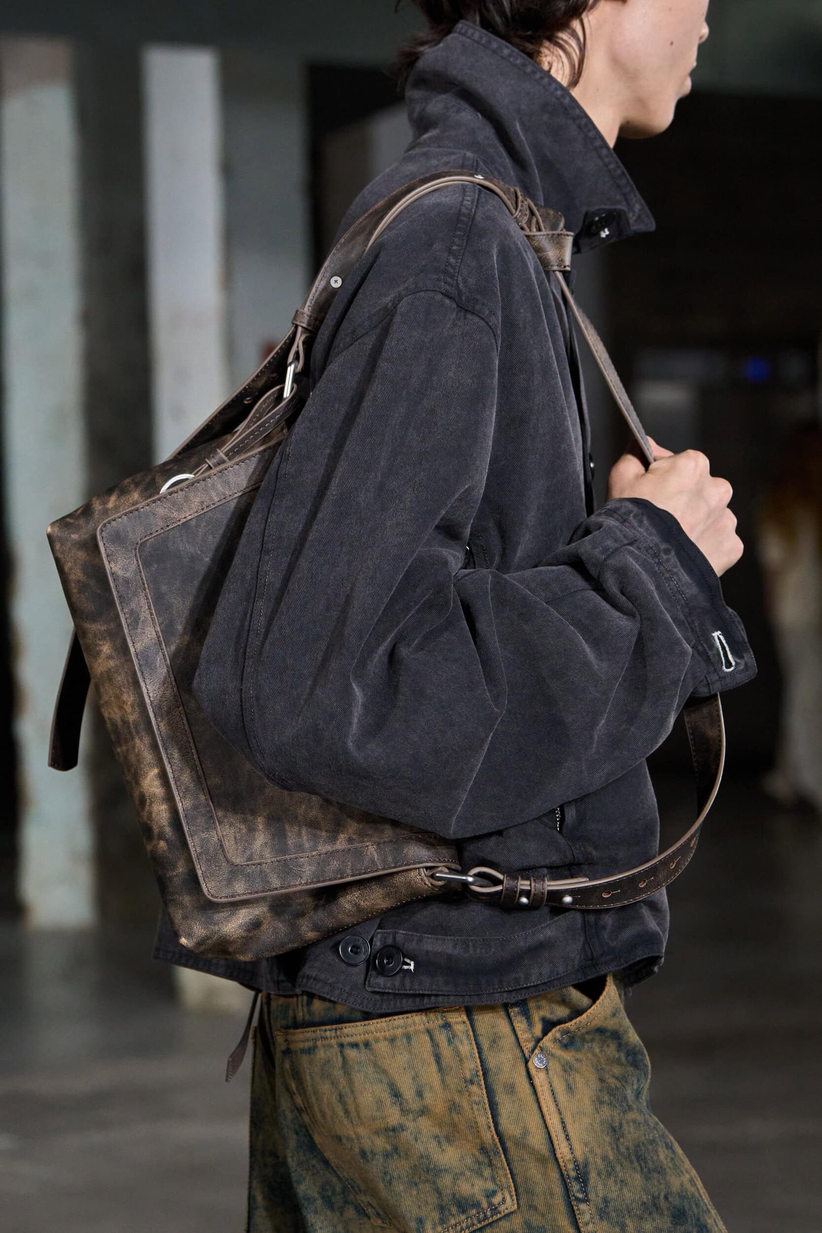 Etudes Spring 2027 Men's Fashion Show Details