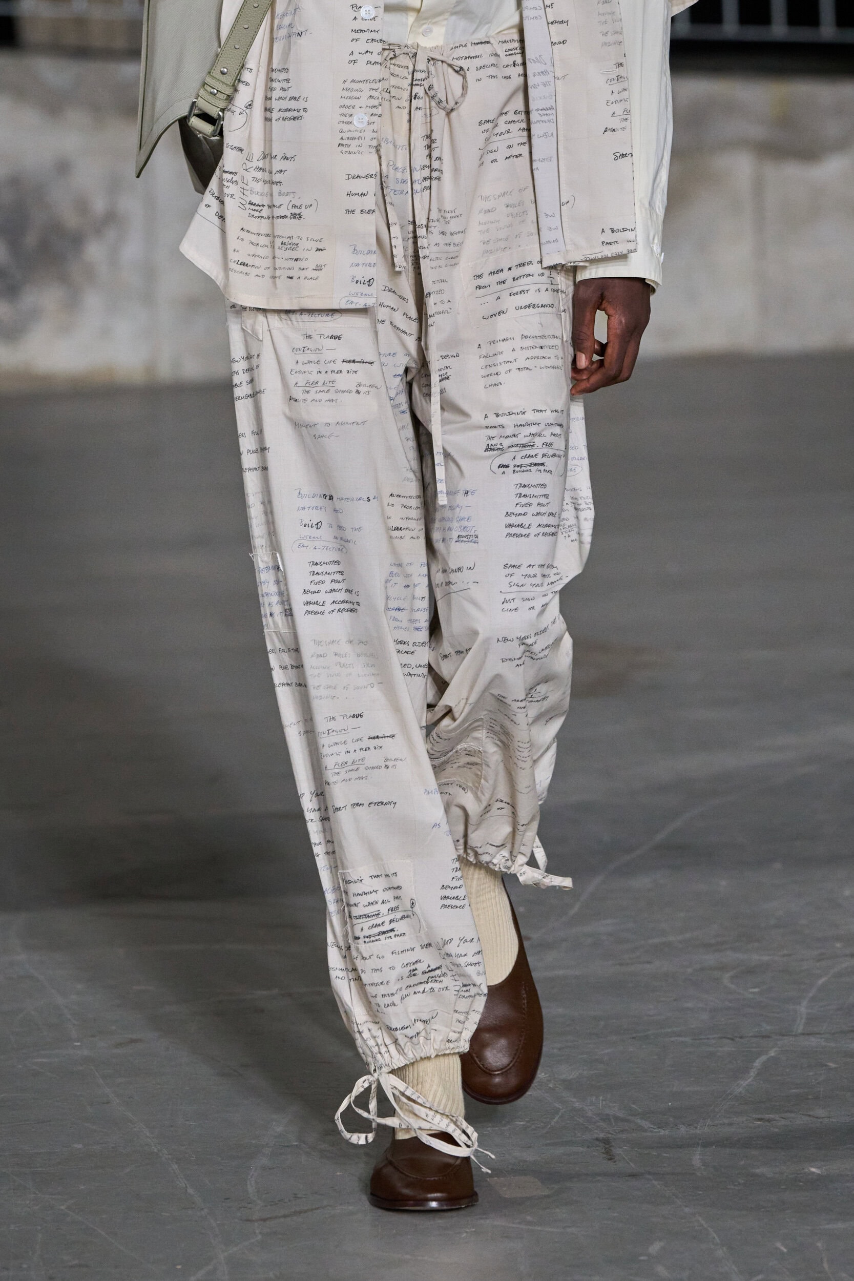 Etudes Spring 2027 Men's Fashion Show Details