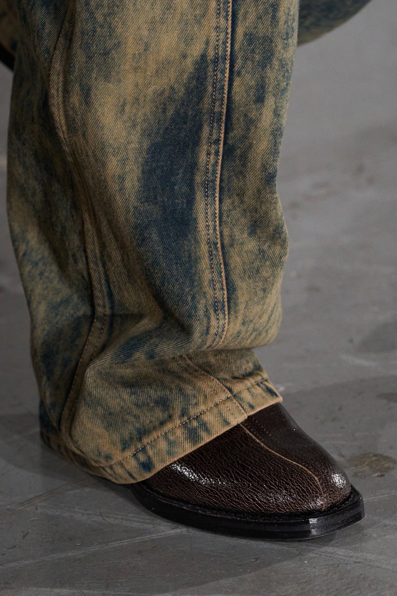 Etudes Spring 2027 Men's Fashion Show Details