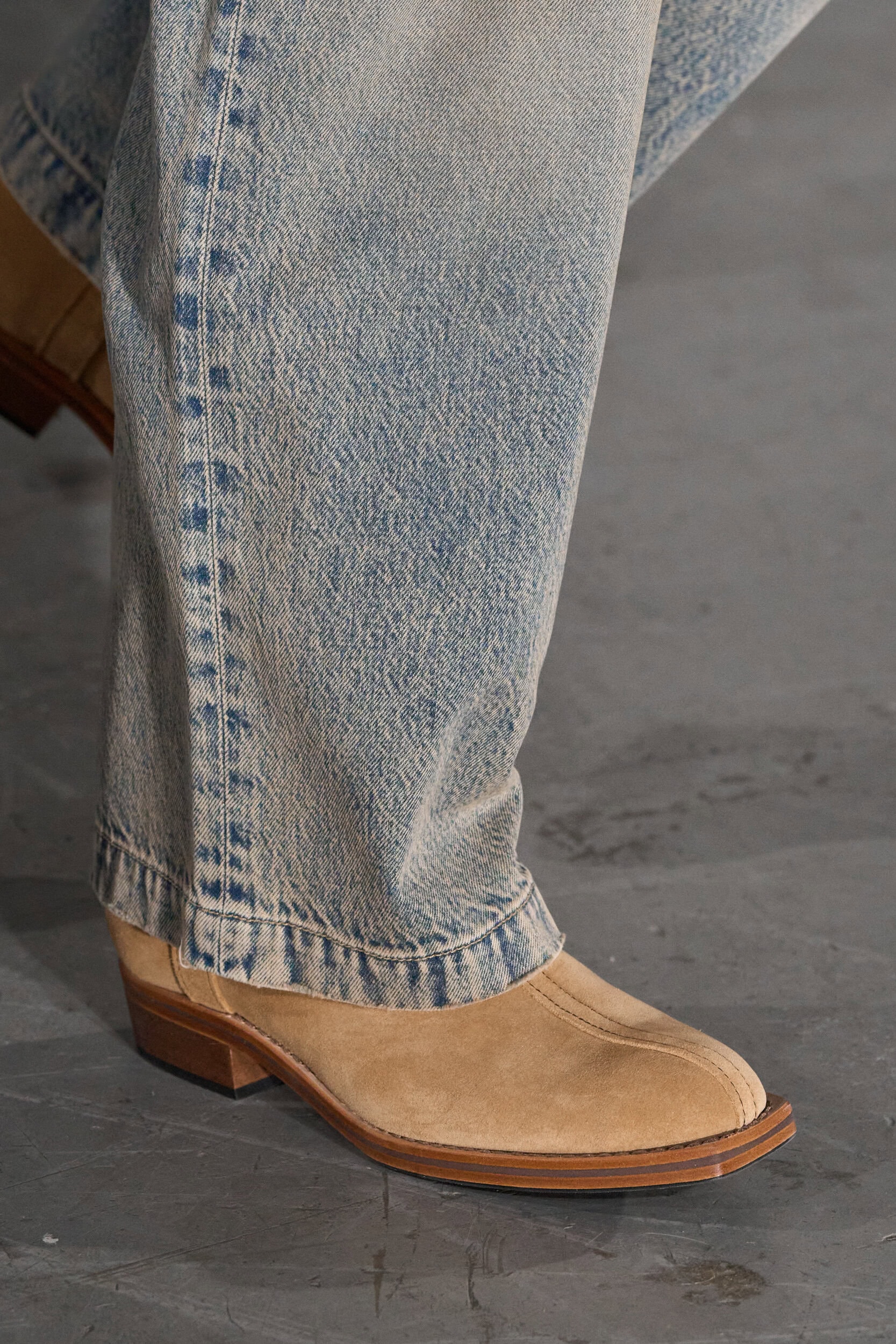 Etudes Spring 2027 Men's Fashion Show Details