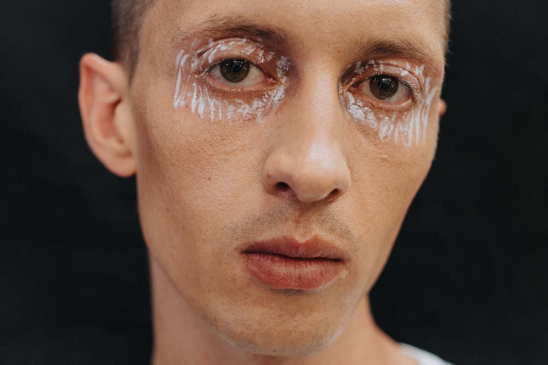Jeanne Friot Spring 2027 Men's Fashion Show Backstage