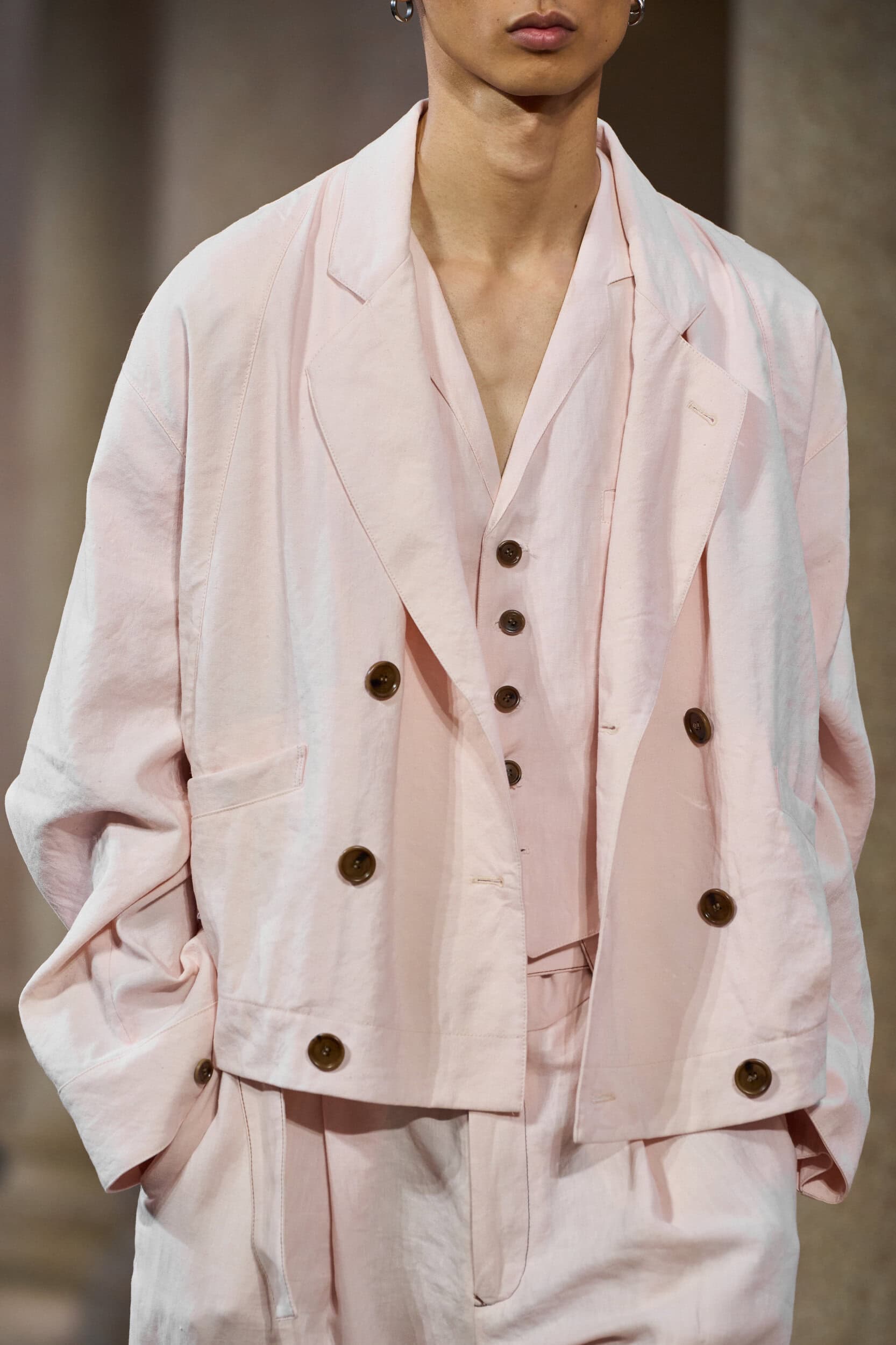 Giorgio Armani Spring 2027 Men's Fashion Show Details