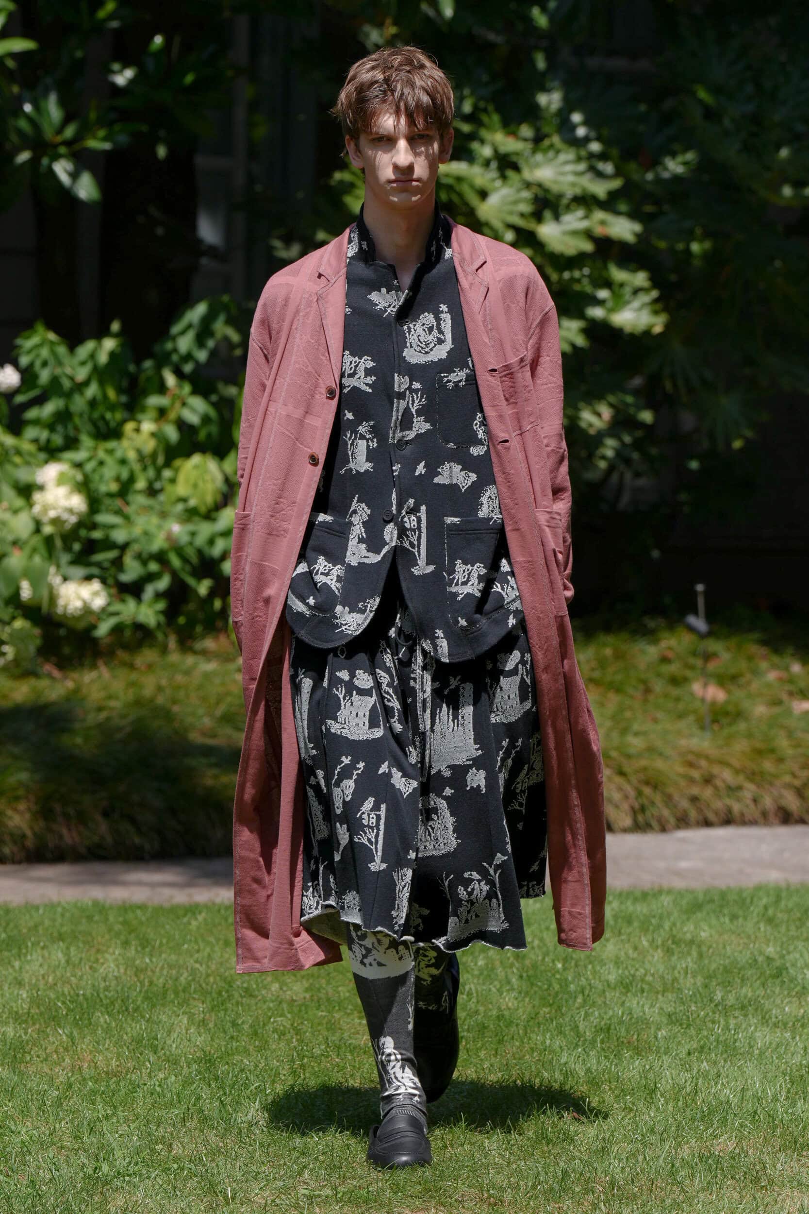 Shinyakozuka Spring 2027 Men's Fashion Show