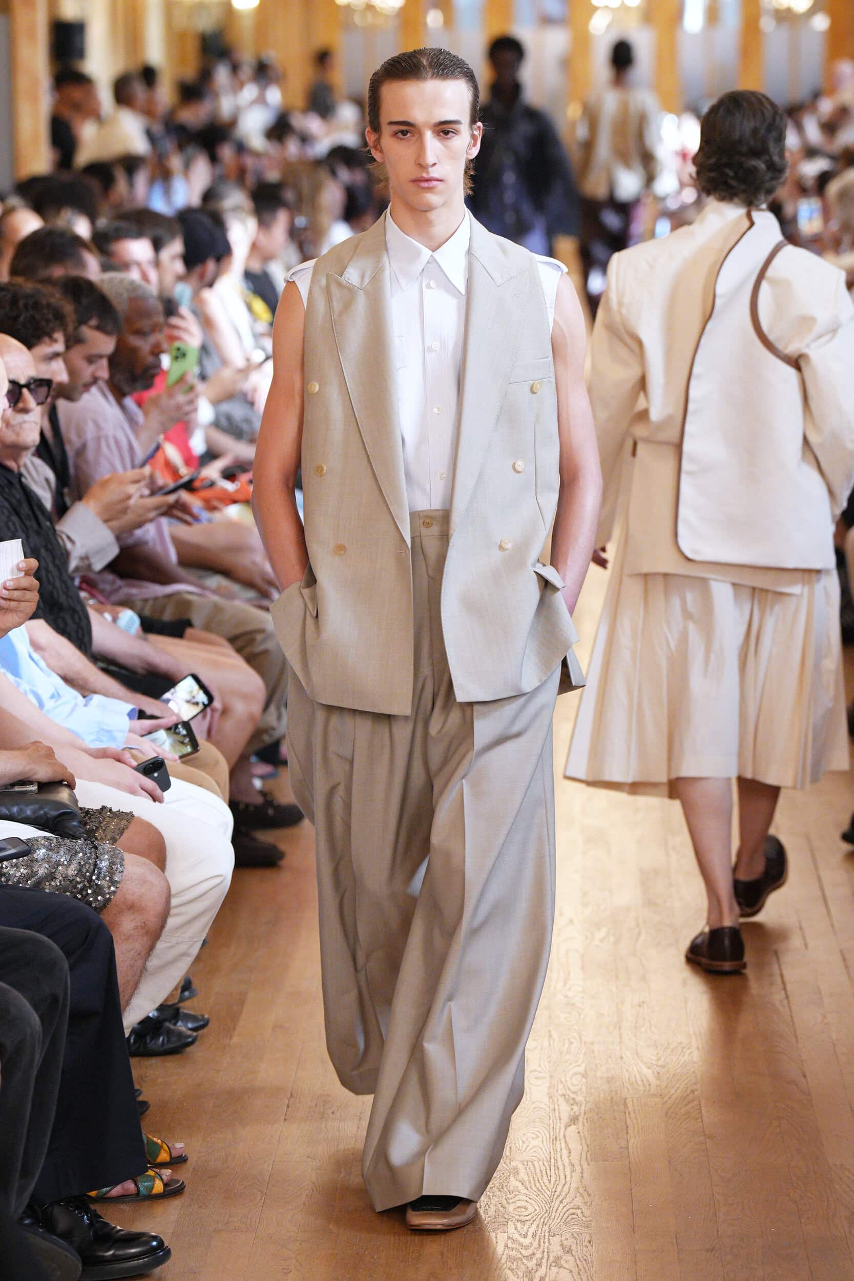 Hed Mayner Spring 2027 Men's Fashion Show