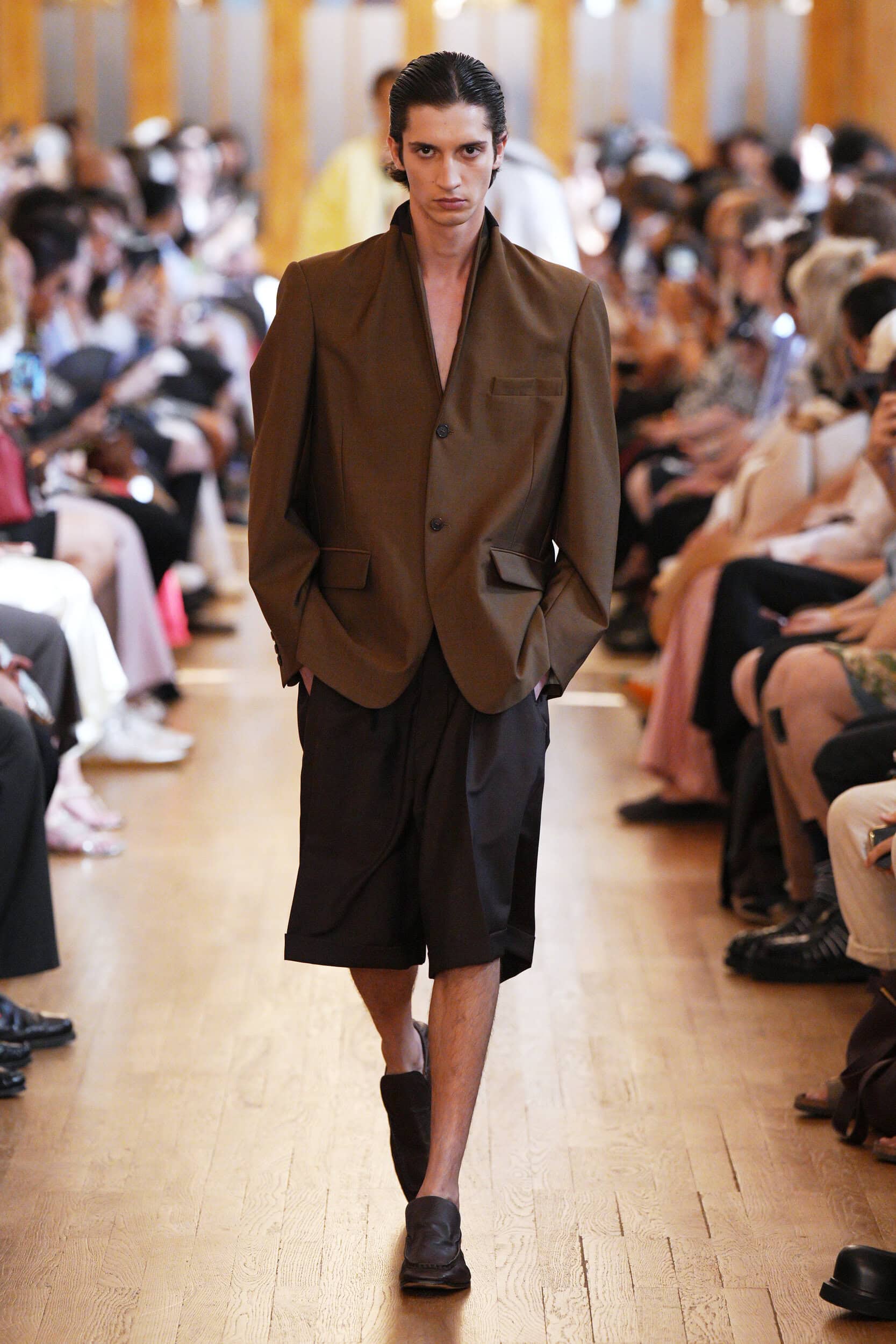 Hed Mayner Spring 2027 Men's Fashion Show