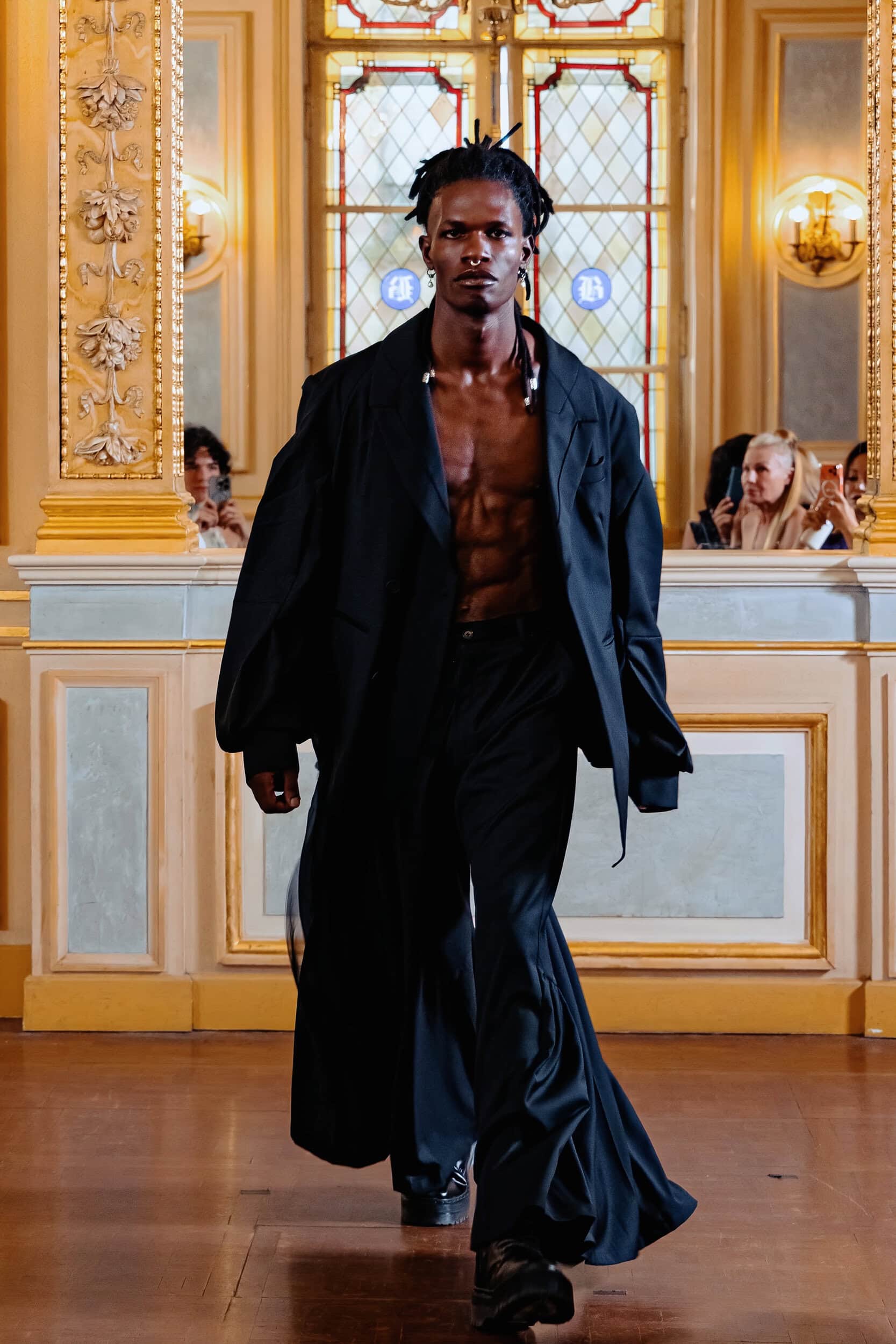 Jingjiu Meng Spring 2027 Men's Fashion Show