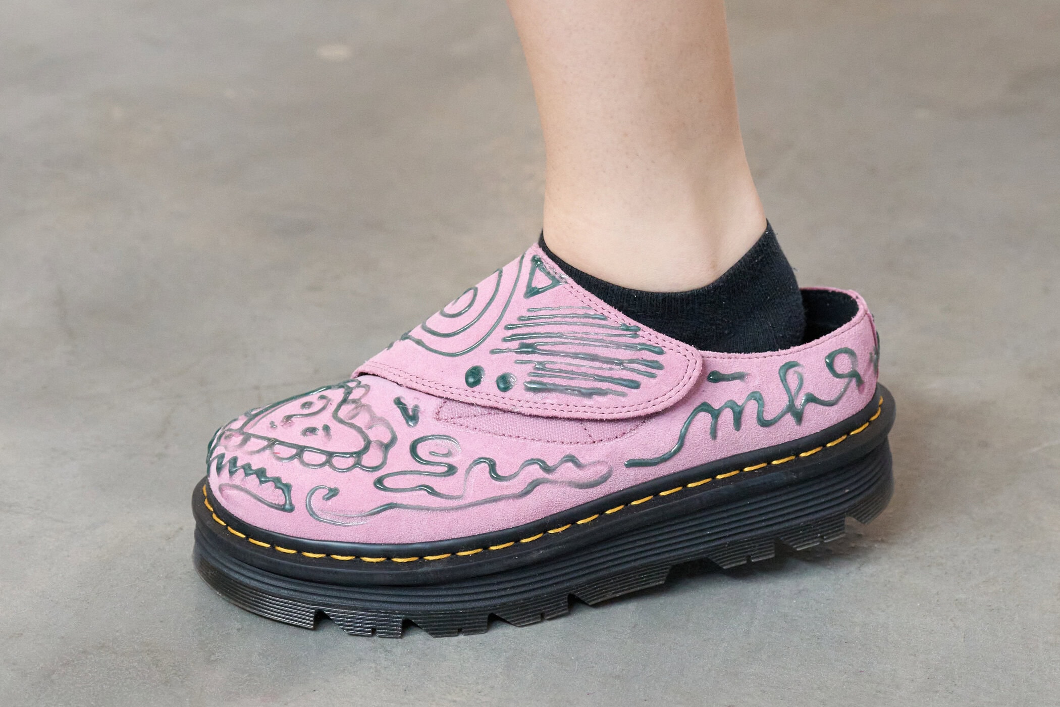 Simon Cracker Spring 2027 Men's Fashion Show Details