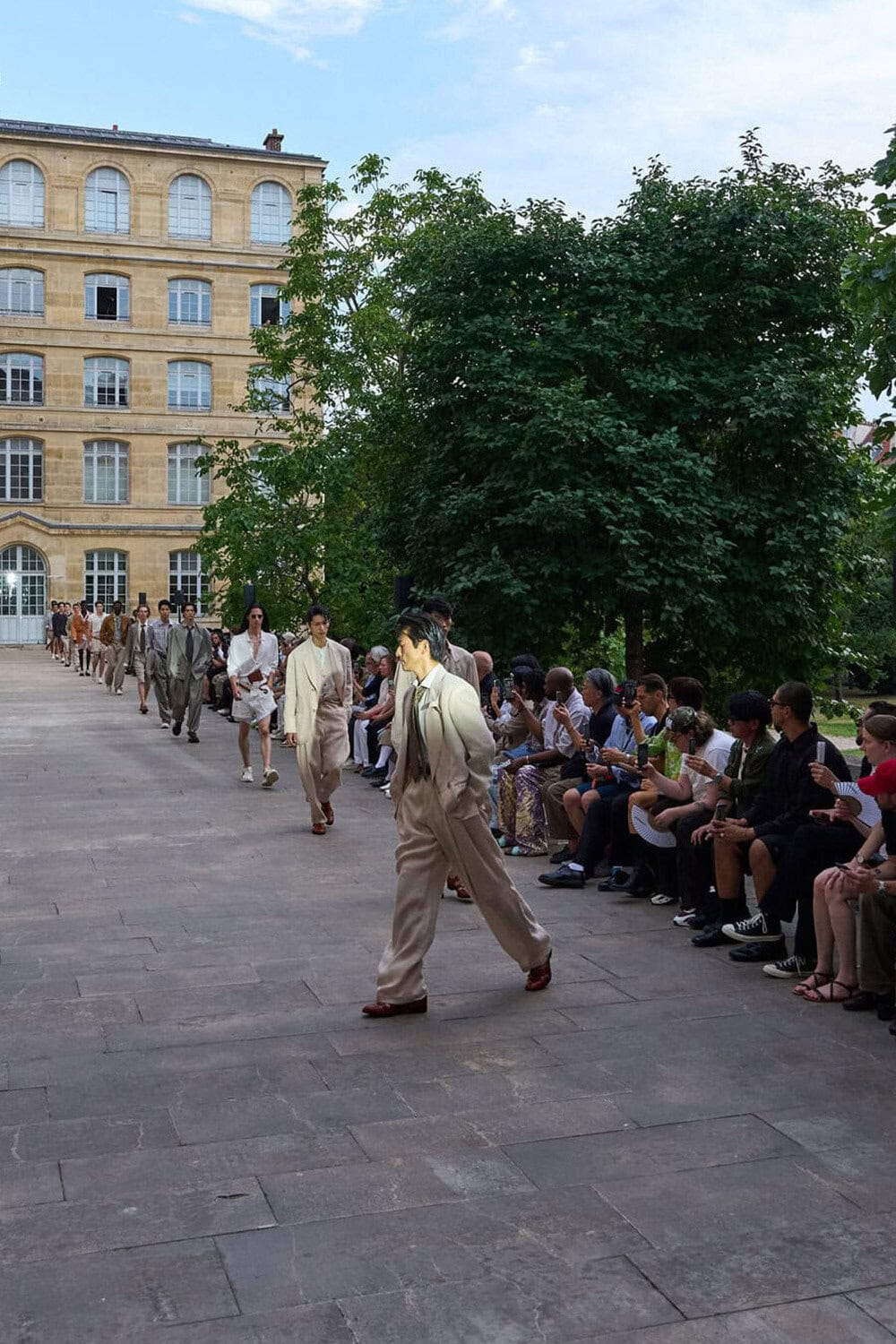 Soshiotsuki Spring 2027 Men's Fashion Show Atmosphere