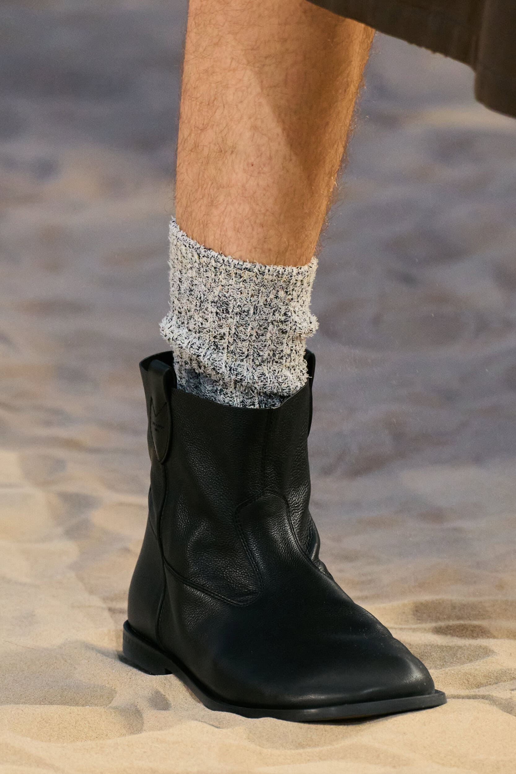 Louis Vuitton Spring 2027 Men's Fashion Show Details