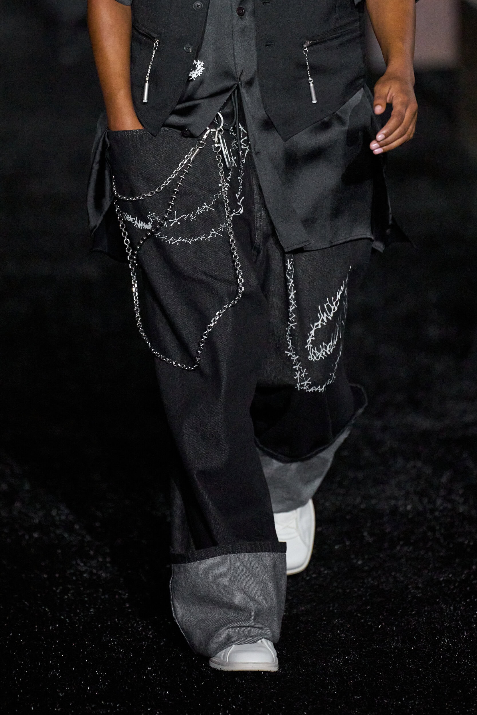 Y-3 Spring 2027 Men's Fashion Show Details